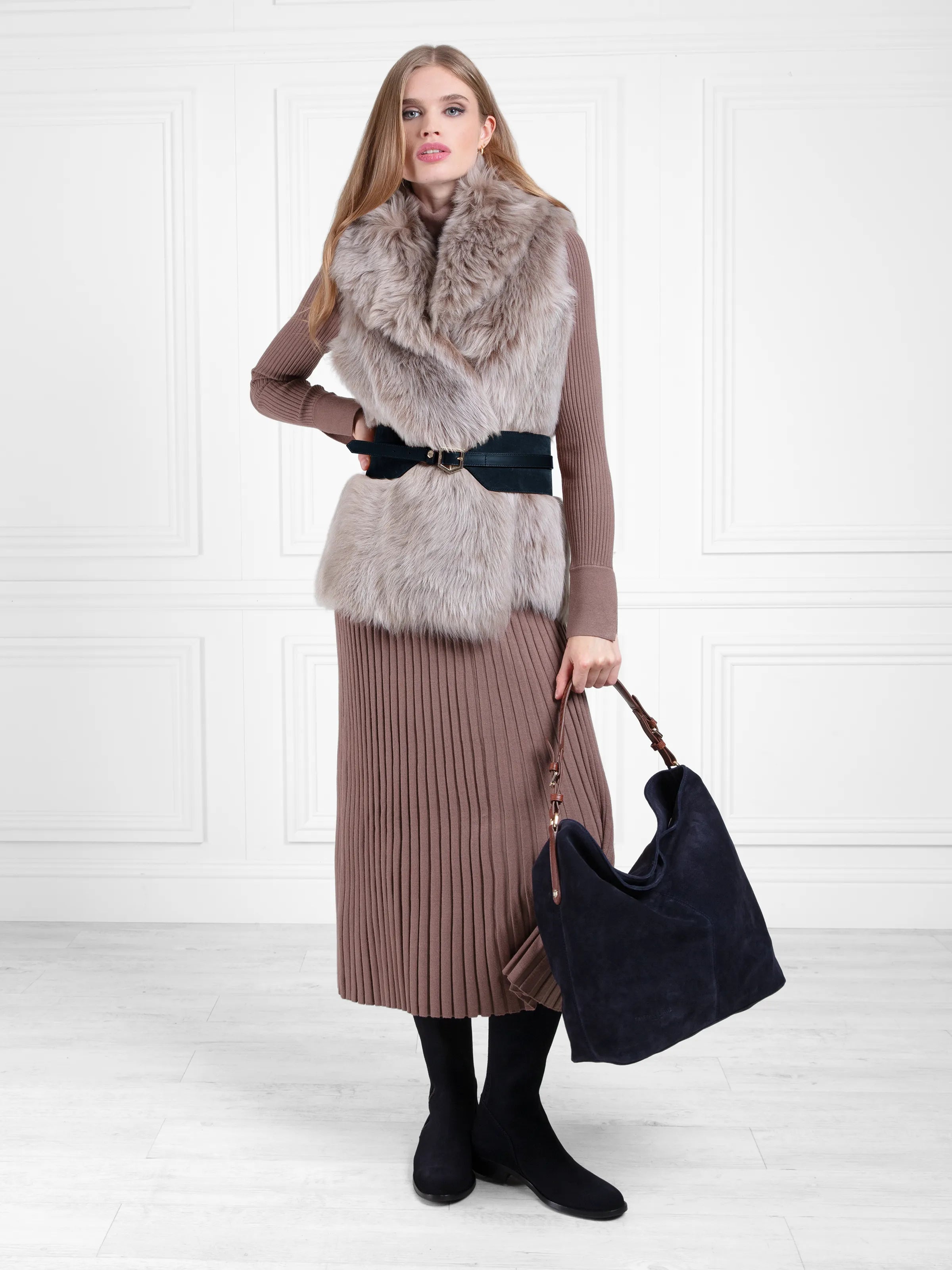 Reversible Elizabeth Gilet Vest for Women - Stylish Mushroom Color Outerwear - Perfect for Fall Layering, Office Wear & Casual Outfits