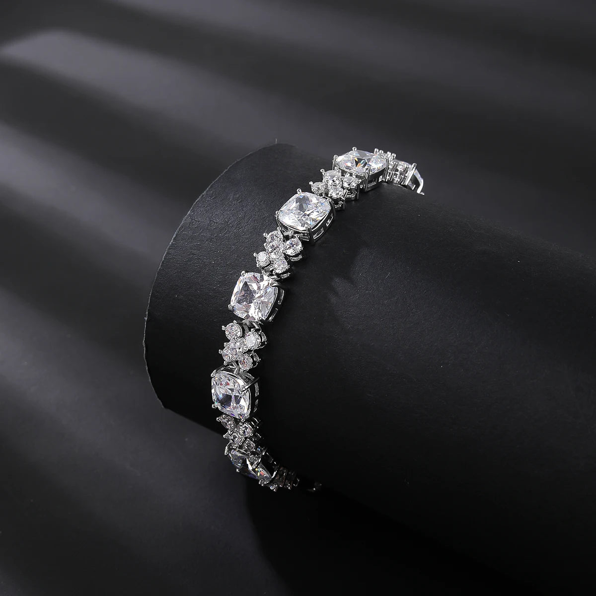 Luxurious Cubic Zirconia Red Green Blue Austrian Crystal Flower Bracelet for Women - Elegant Fashion Jewelry Gift for Birthday, Anniversary & Special Occasions