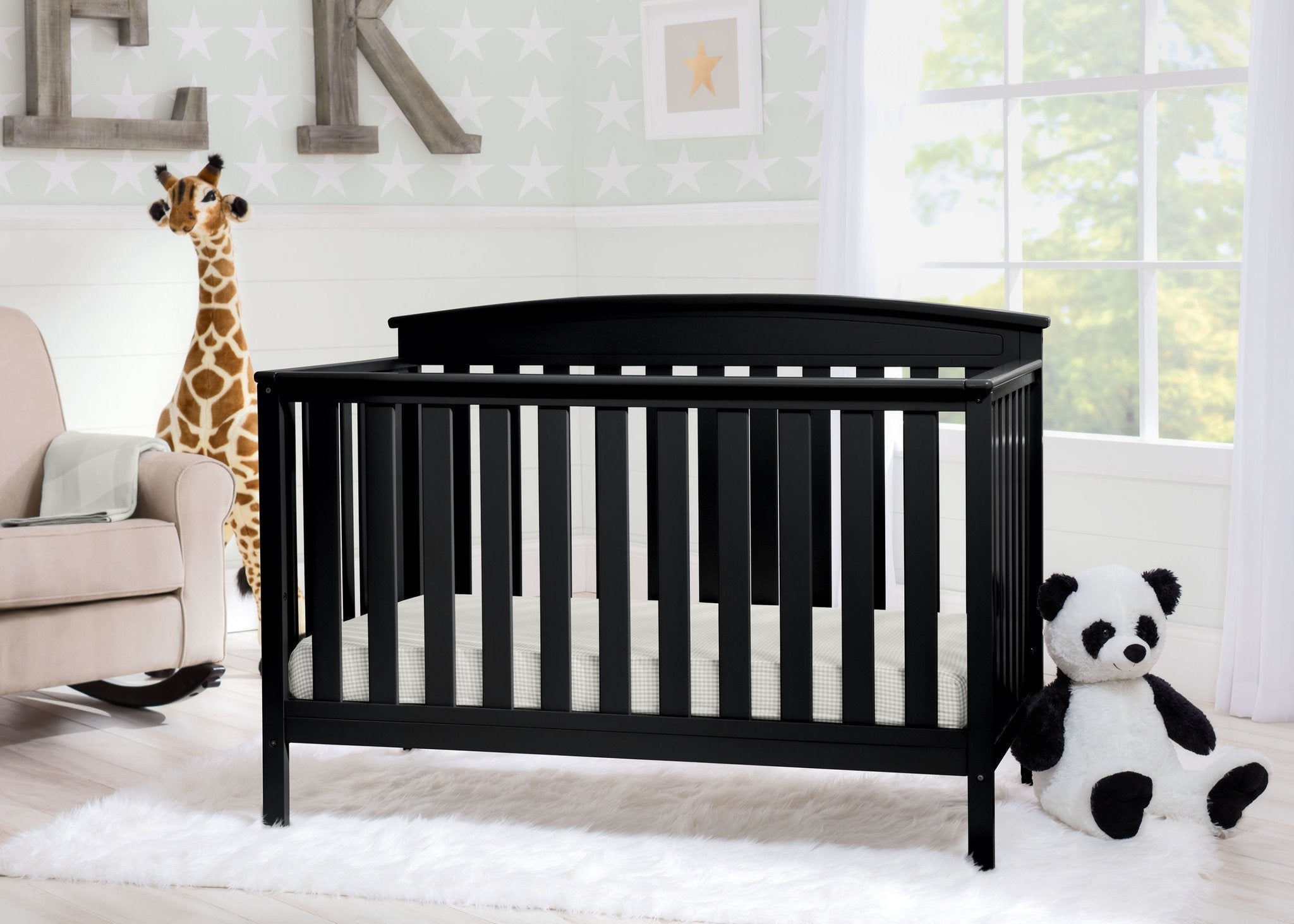 Gateway 4-in-1 Convertible Baby Crib - Toddler Bed, Daybed & Full-Size Bed - Safe Nursery Furniture for Boys & Girls - Perfect for Newborns to Teens Bedroom