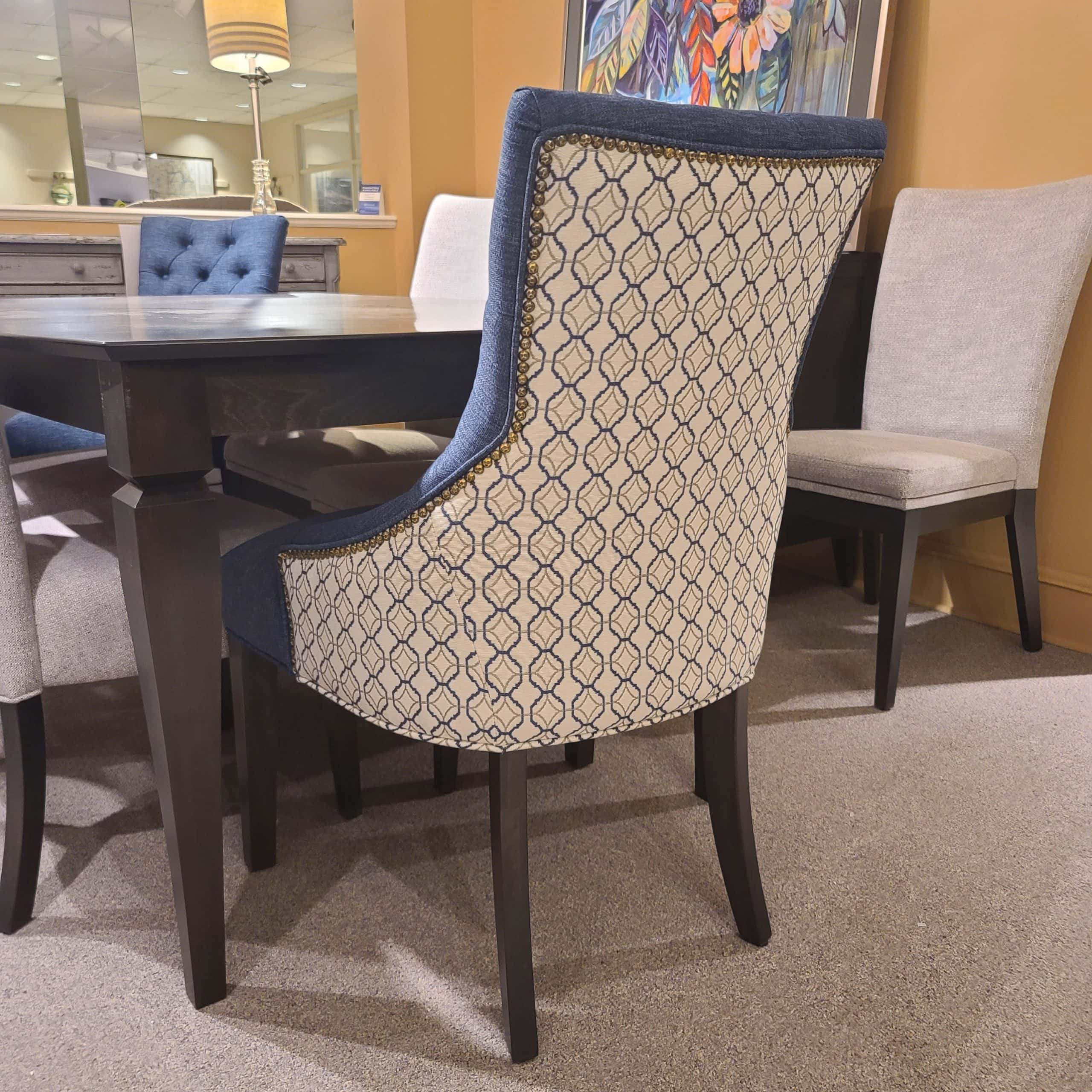 Custom Dining Chairs - Modern & Comfortable Wooden Chairs for Kitchen, Dining Room, Restaurant - Perfect for Home Decor & Commercial Use