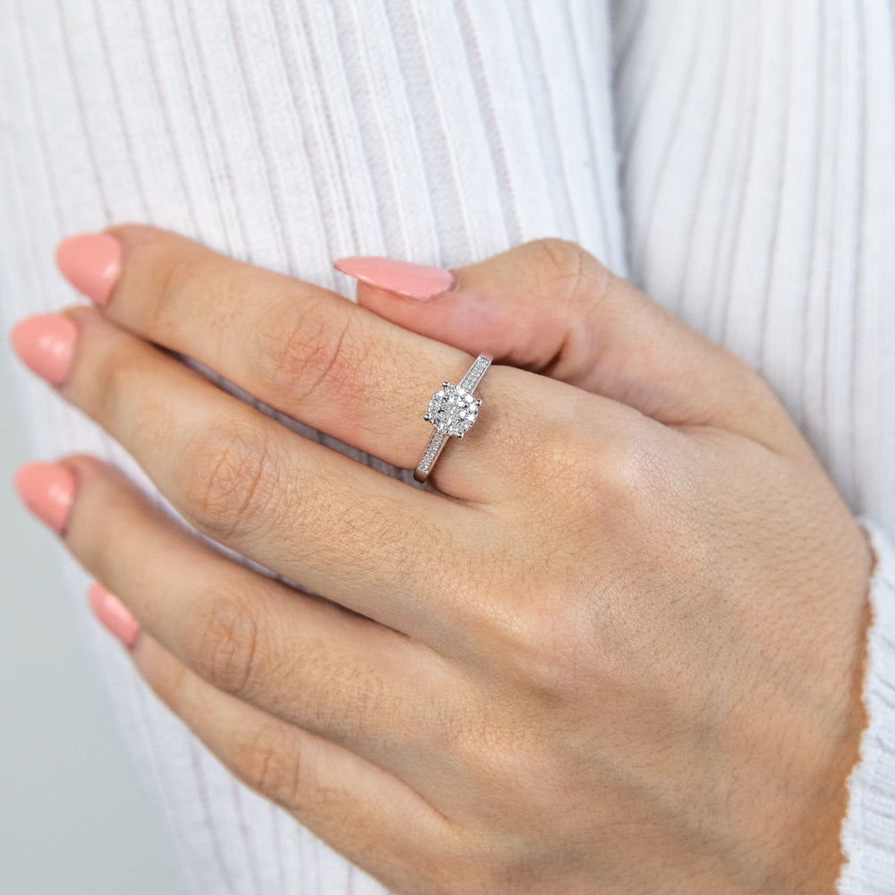 1 Carat Look Diamond Ring - 0.15ct Brilliant Cut Sterling Silver Engagement Ring for Women - Perfect for Proposals, Anniversaries & Special Occasions