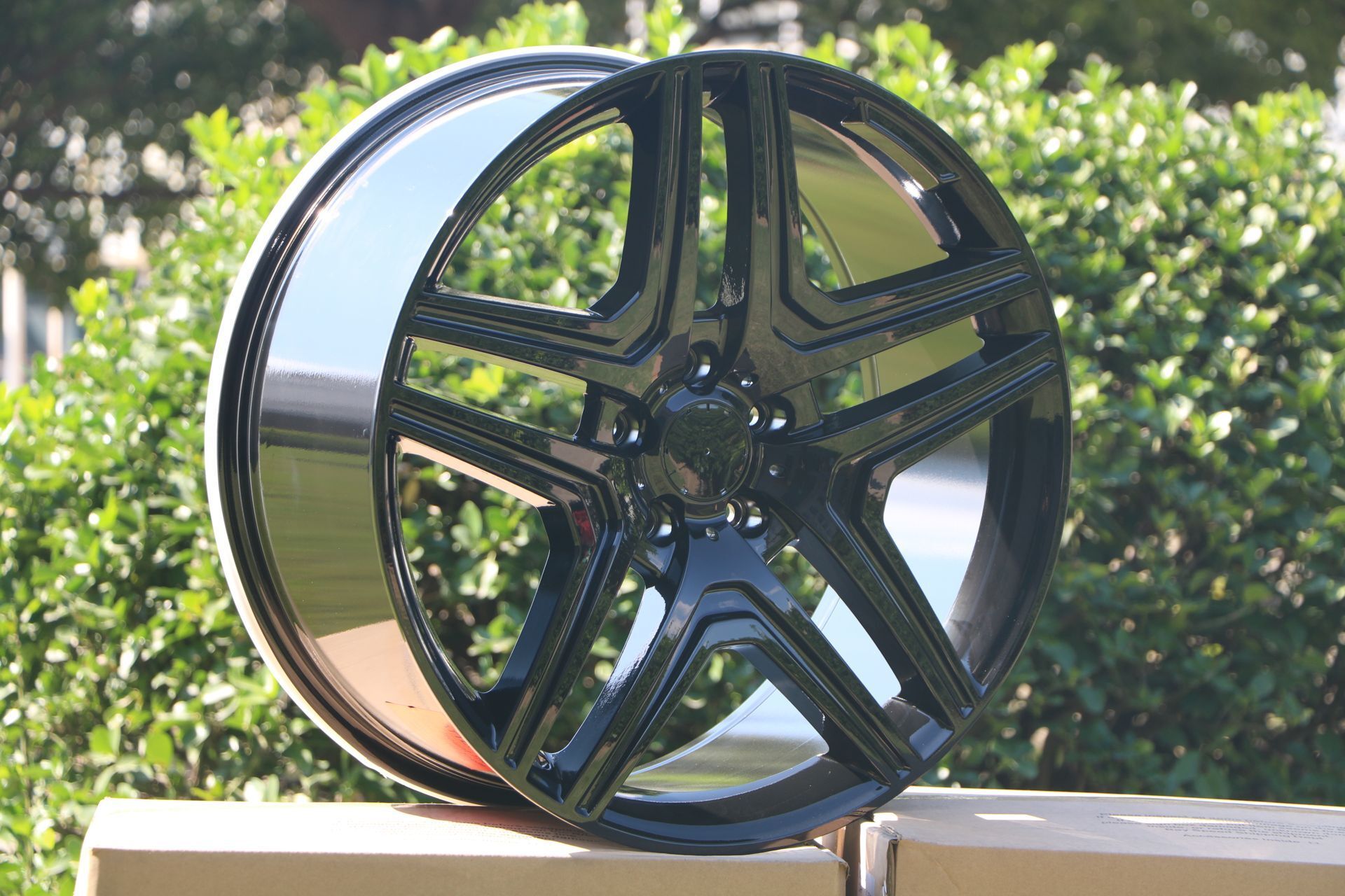22-Inch Alloy Wheels for Mercedes Benz G Wagon G500 G550 G55 G63 G65 W463 - Premium Replacement Rims for Off-Road & Urban Driving
