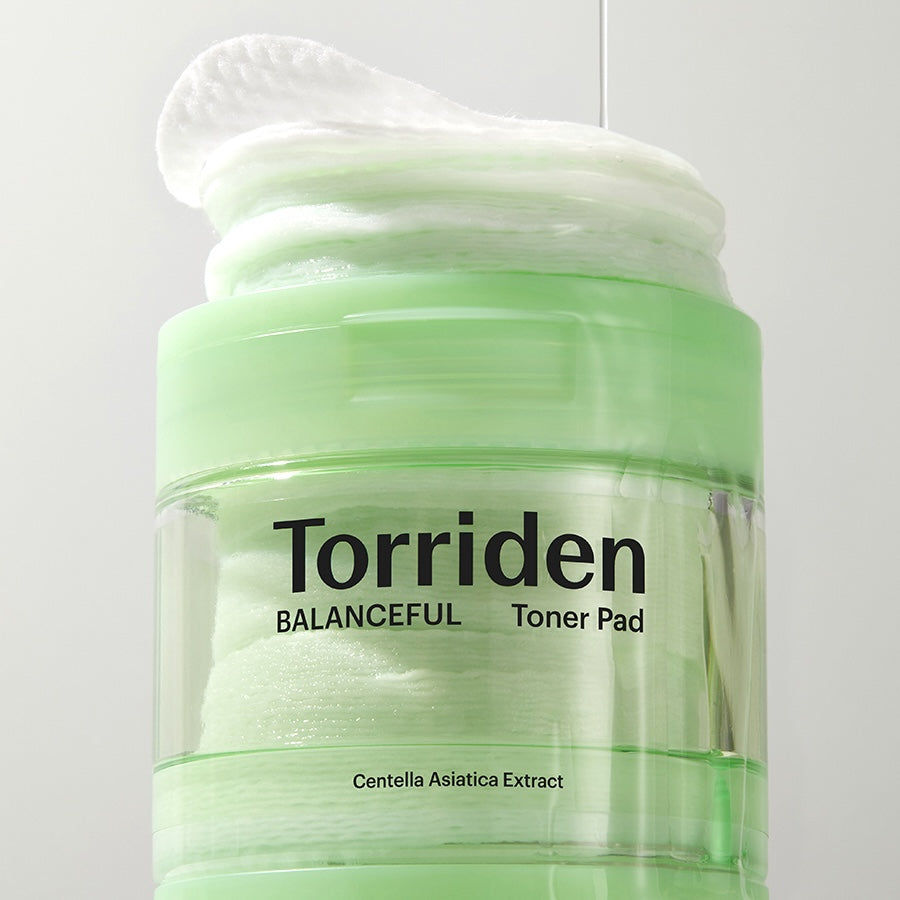 Torriden Balanceful Cica Toner Pad 60 Pads - Soothing & Hydrating Facial Treatment for Sensitive Skin | Daily Skincare Routine & Post-Workout Refresh