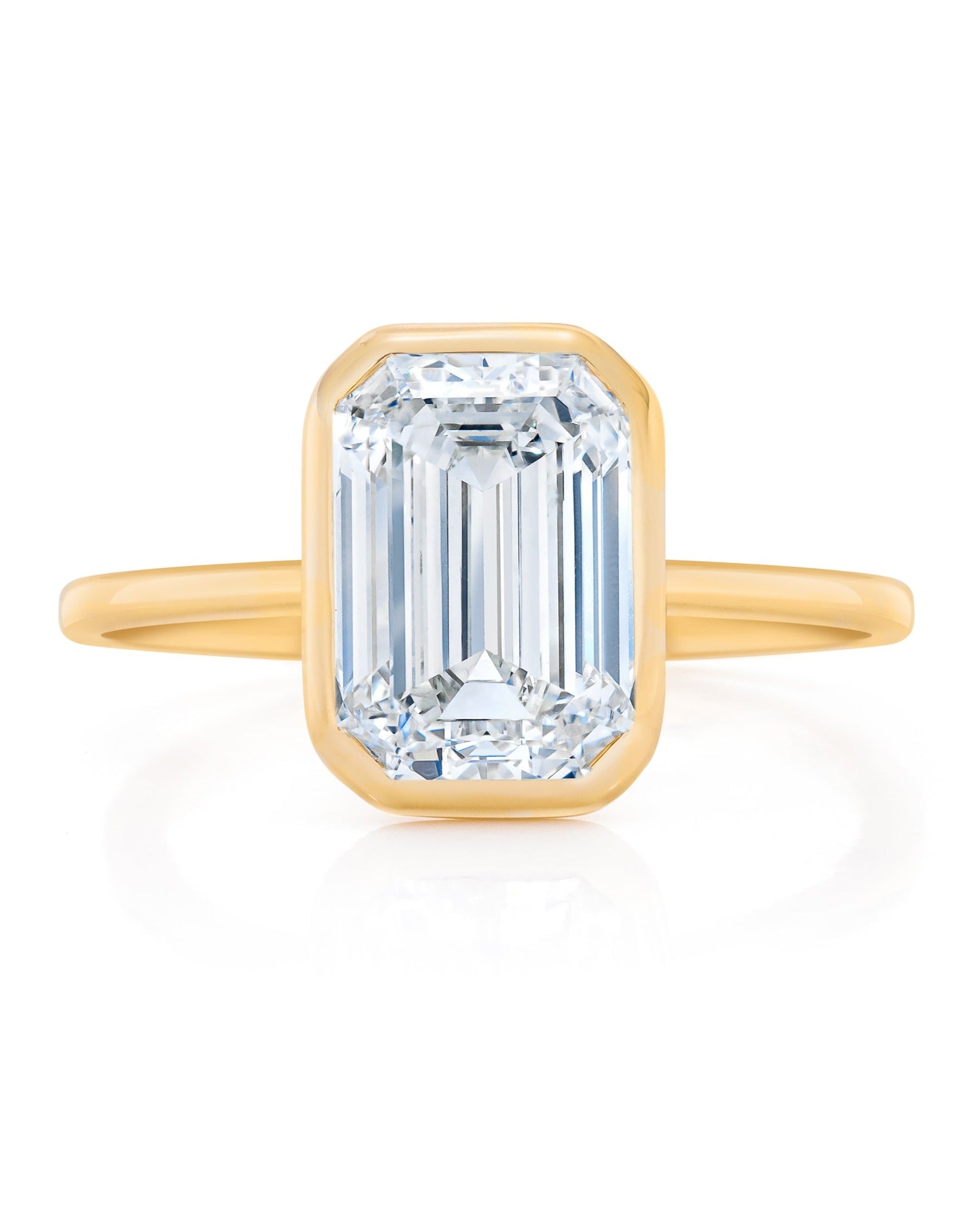 Exquisite Bezel Engagement Ring for Women - Elegant Solitaire Wedding Band - Perfect for Proposals, Anniversaries & Special Occasions