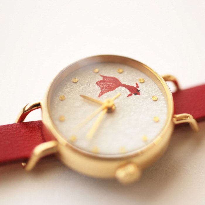Japanese Handmade Goldfish Women's Wristwatch - Elegant Fashion Watch for Women, Perfect for Casual Wear, Office & Special Occasions