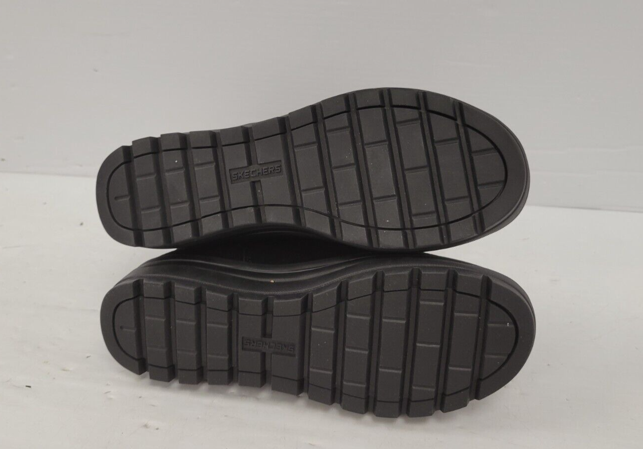 Sketchers 49864 Women's Boots Size 7.5 US - Comfortable Winter & Casual Wear for Outdoor Activities