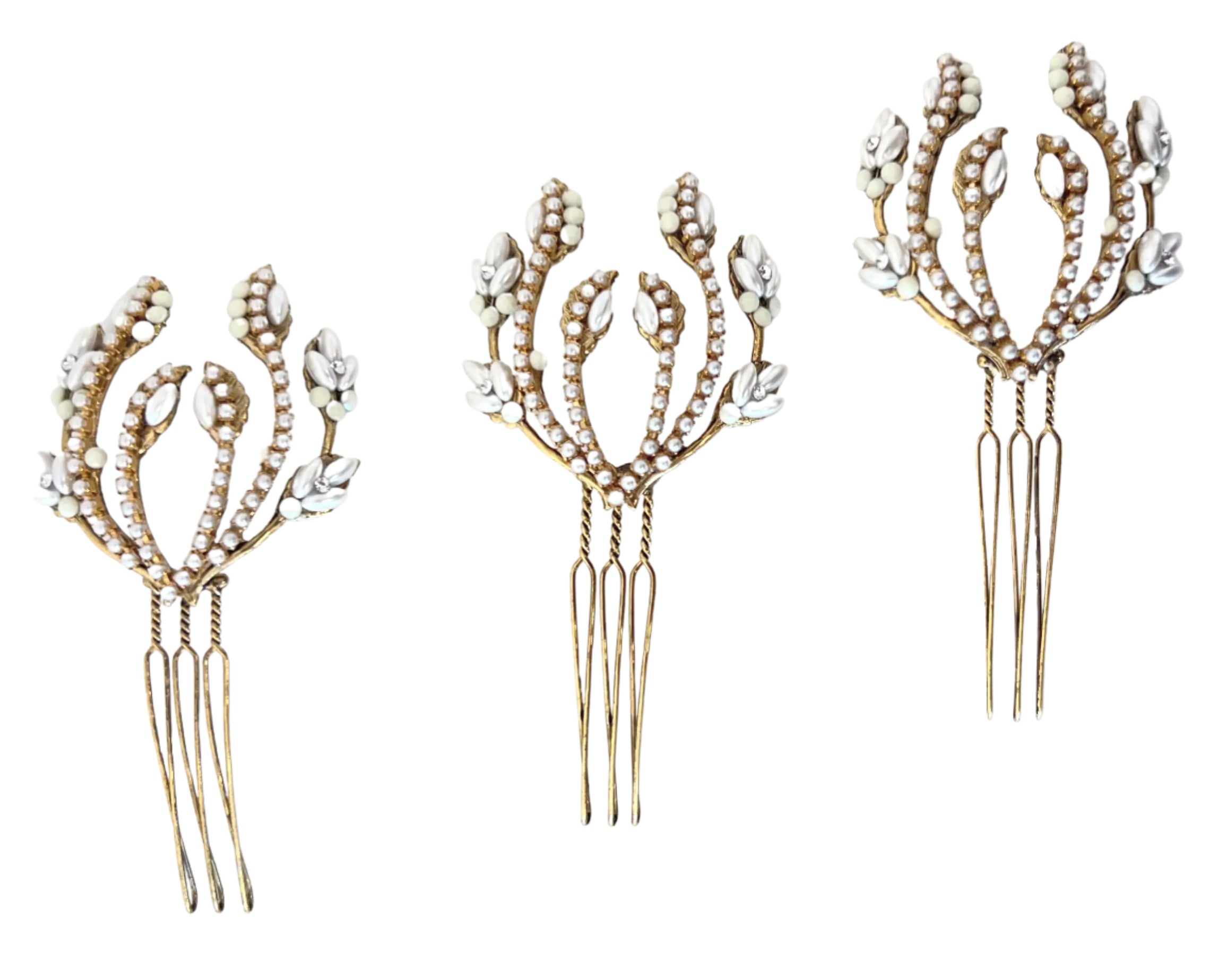 Wisteria Comb for Women - Detangling Hair Brush with Wide Teeth for Curly & Thick Hair - Perfect for Styling, Smoothing & Gentle Detangling - Ideal for Home, Travel & Salon Use