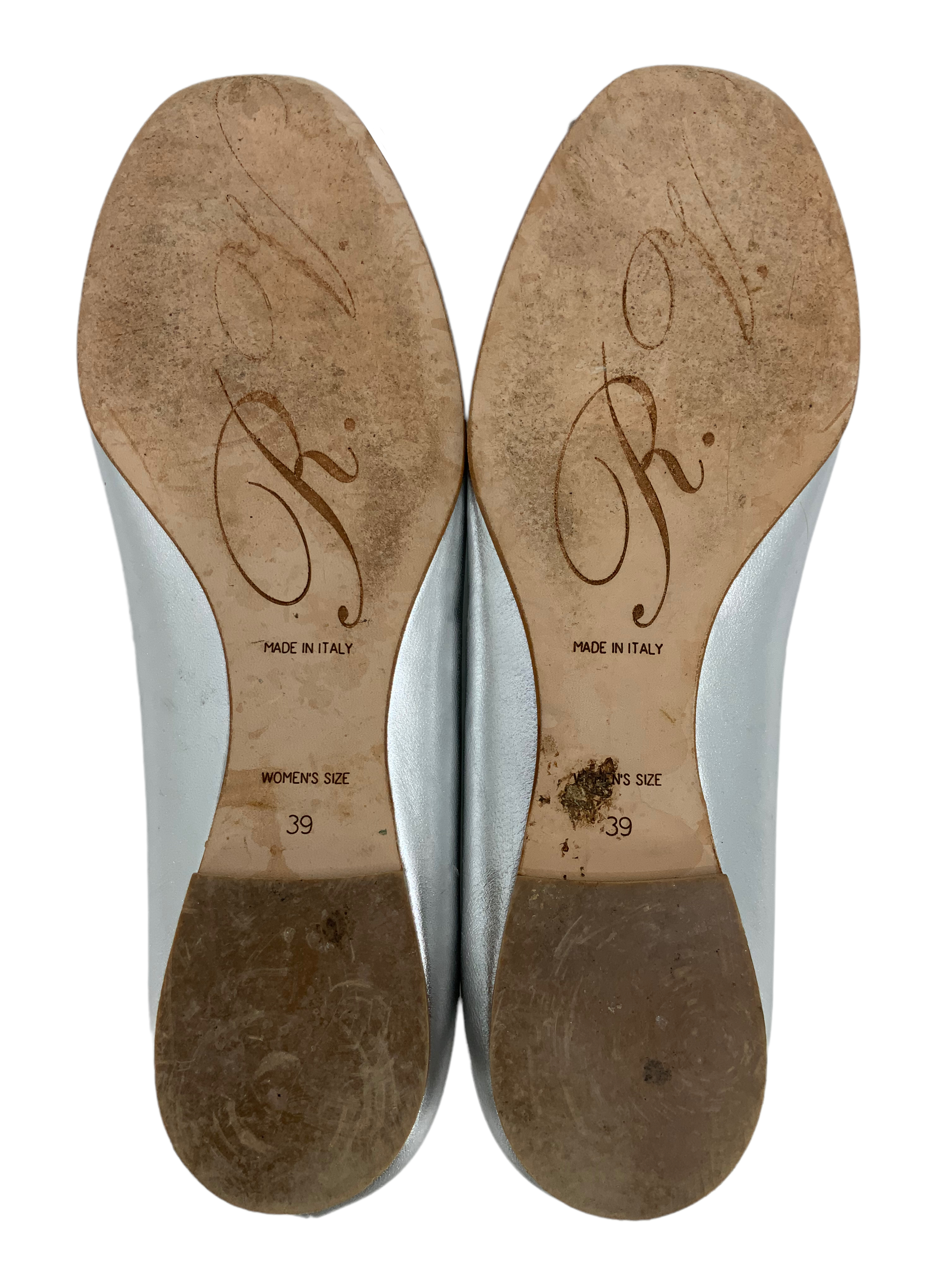 Roger Vivier Belle Vivier Metal Buckle Ballet Flats Size 9 | Women's Luxury Designer Shoes for Work, Party & Special Occasions