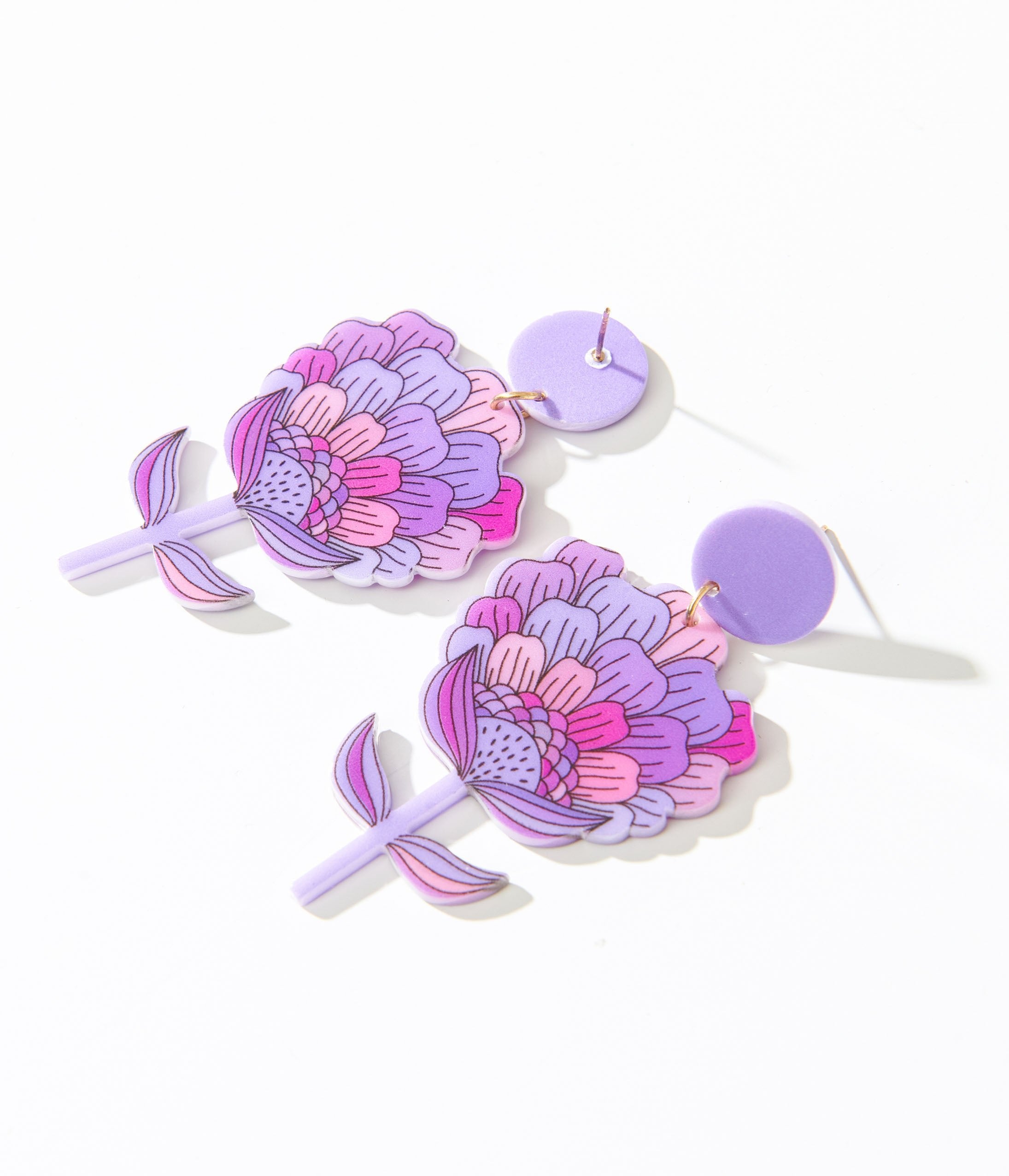 Vintage 1970s Purple Flower Bloom Earrings - Retro Floral Dangle Earrings for Women, Boho Hippie Style Jewelry - Perfect for Parties, Weddings & Festivals