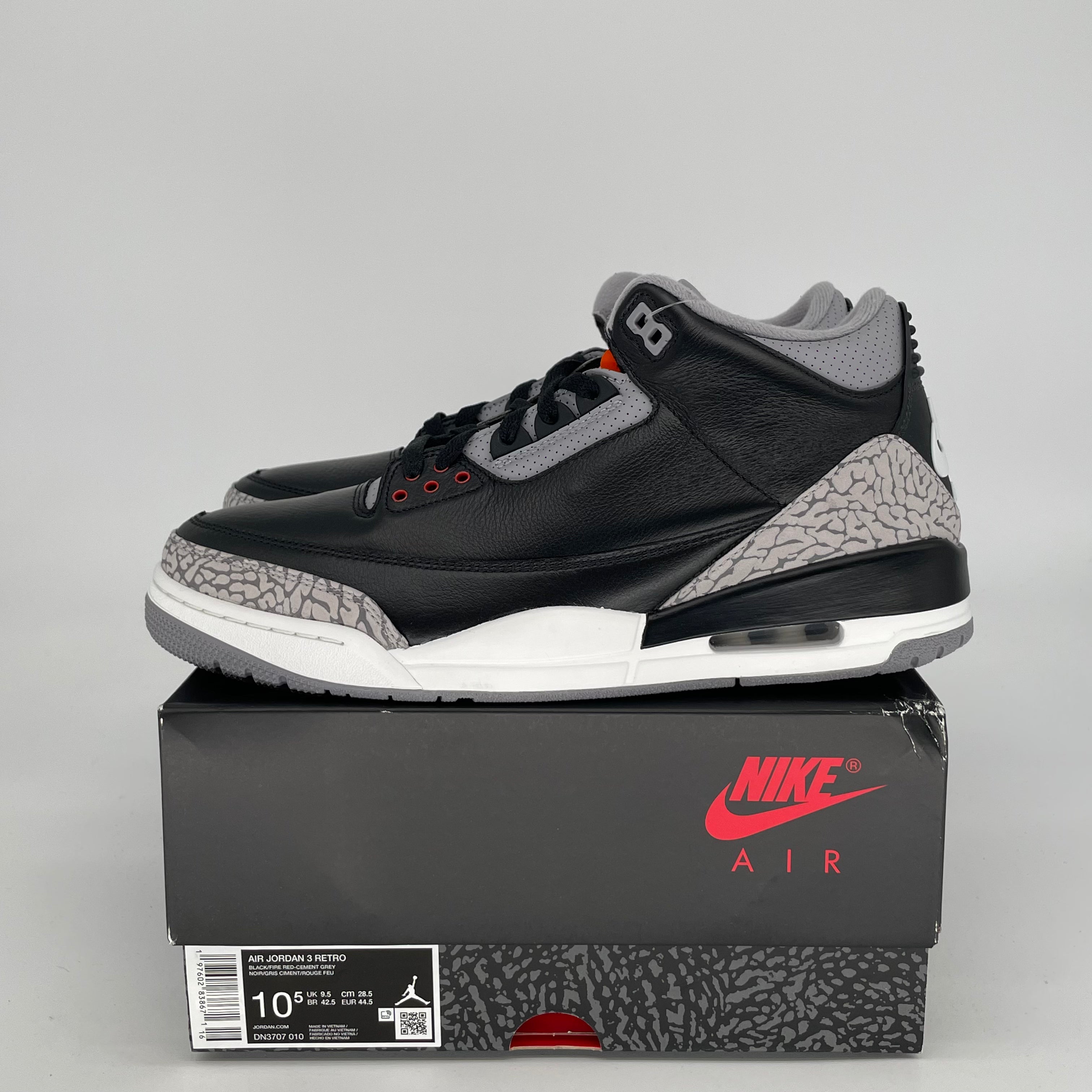 Original Air Jordan 3 Retro 'Black Cement' Men's Basketball Shoes Size 10.5/Women's 12 - DN3707-010 | Iconic Sneakers for Streetwear & Basketball Performance