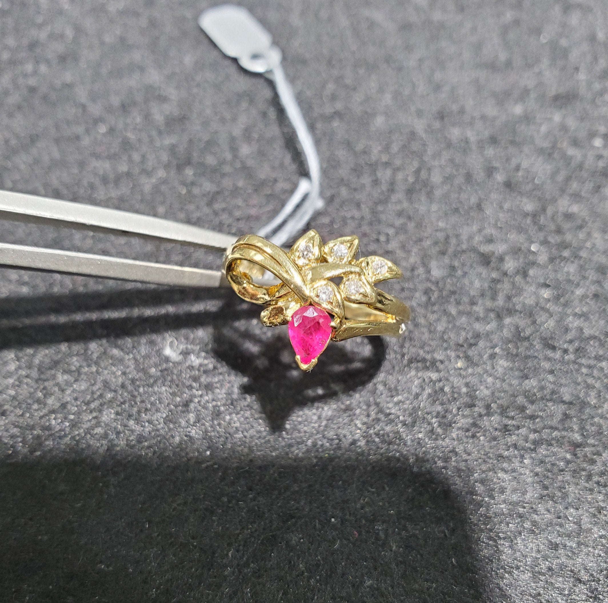 14K Yellow Gold Pear-Shaped Ruby and Diamond Ring - Elegant Jewelry for Engagement, Anniversary & Special Occasions