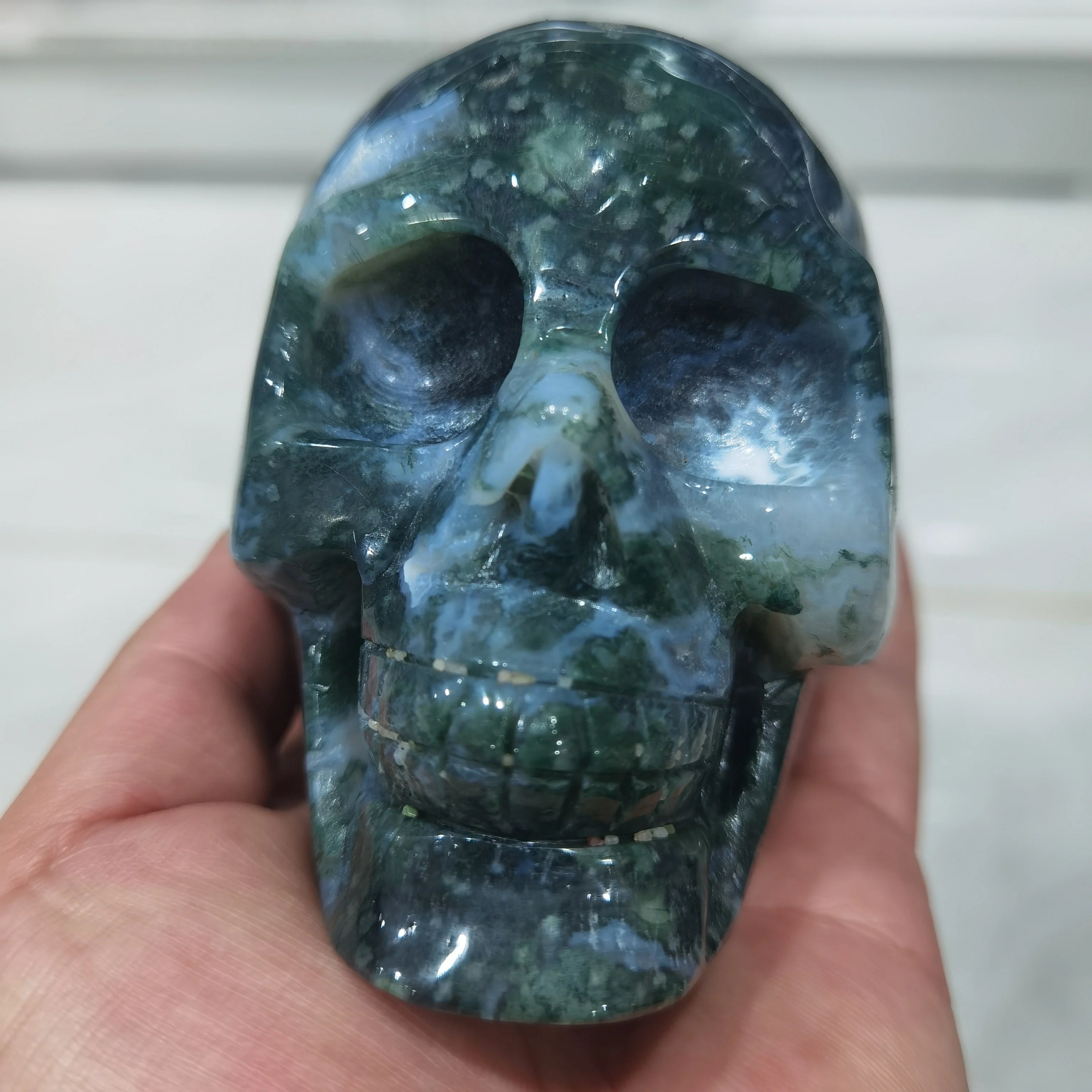 Natural Water Grass Agate Hand Carved Skull Crystal - Healing Stone for Energy Balance, Home & Office Decor, Unique Mineral Craft Gift - Perfect for Meditation Spaces, Yoga Rooms & Spiritual Altars