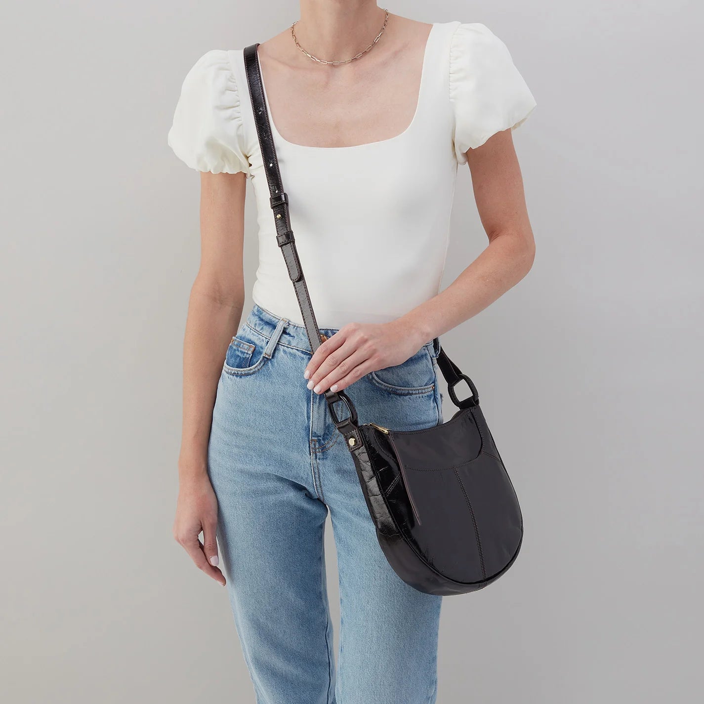 HOBO SHEILA SCOOP CROSSBODY BAG - Stylish Leather Shoulder Purse for Women | Perfect for Work, Travel & Everyday Use