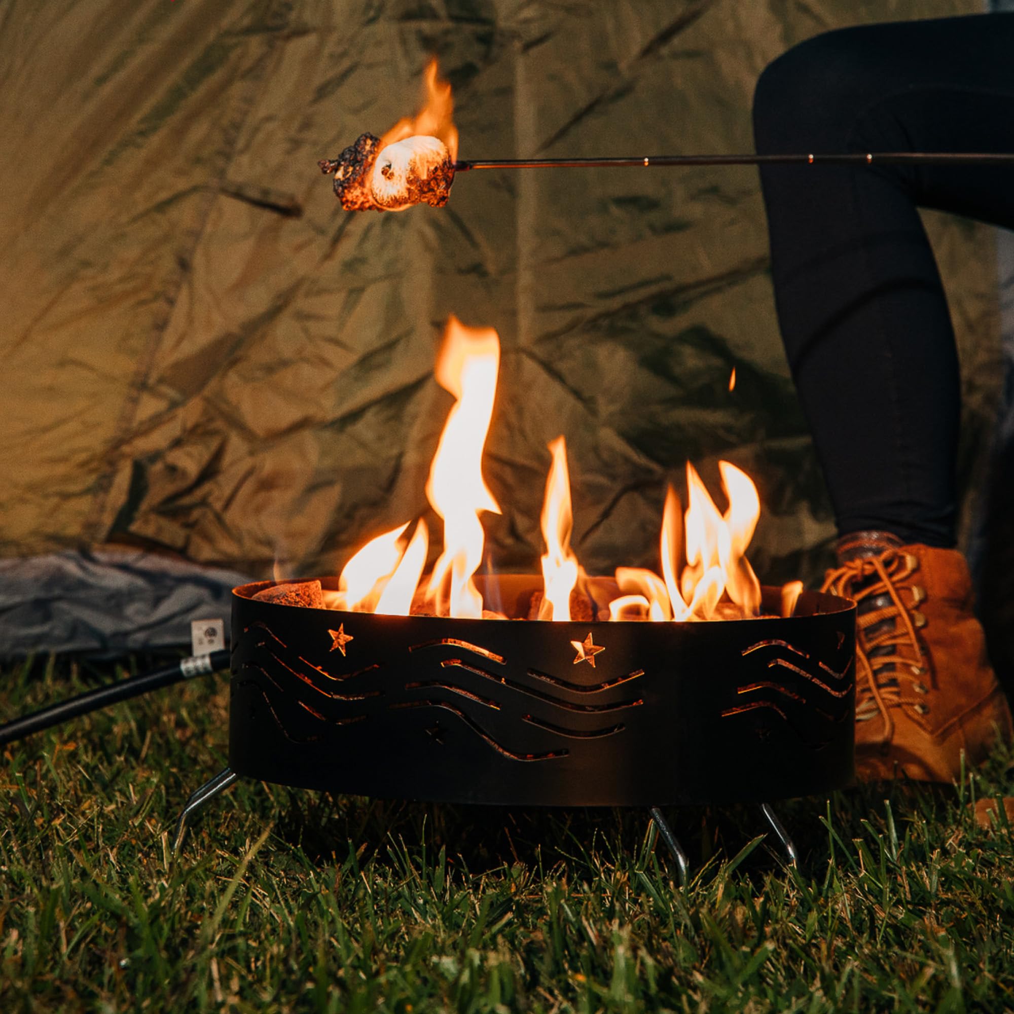 Portable Outdoor Propane Heater - Compact Campfire Pit with Lava Rocks for Camping, Tailgating, Patio & Backyard Use | Black | Camco 58041 | Perfect for Outdoor Gatherings, BBQ Parties & Cold Nights
