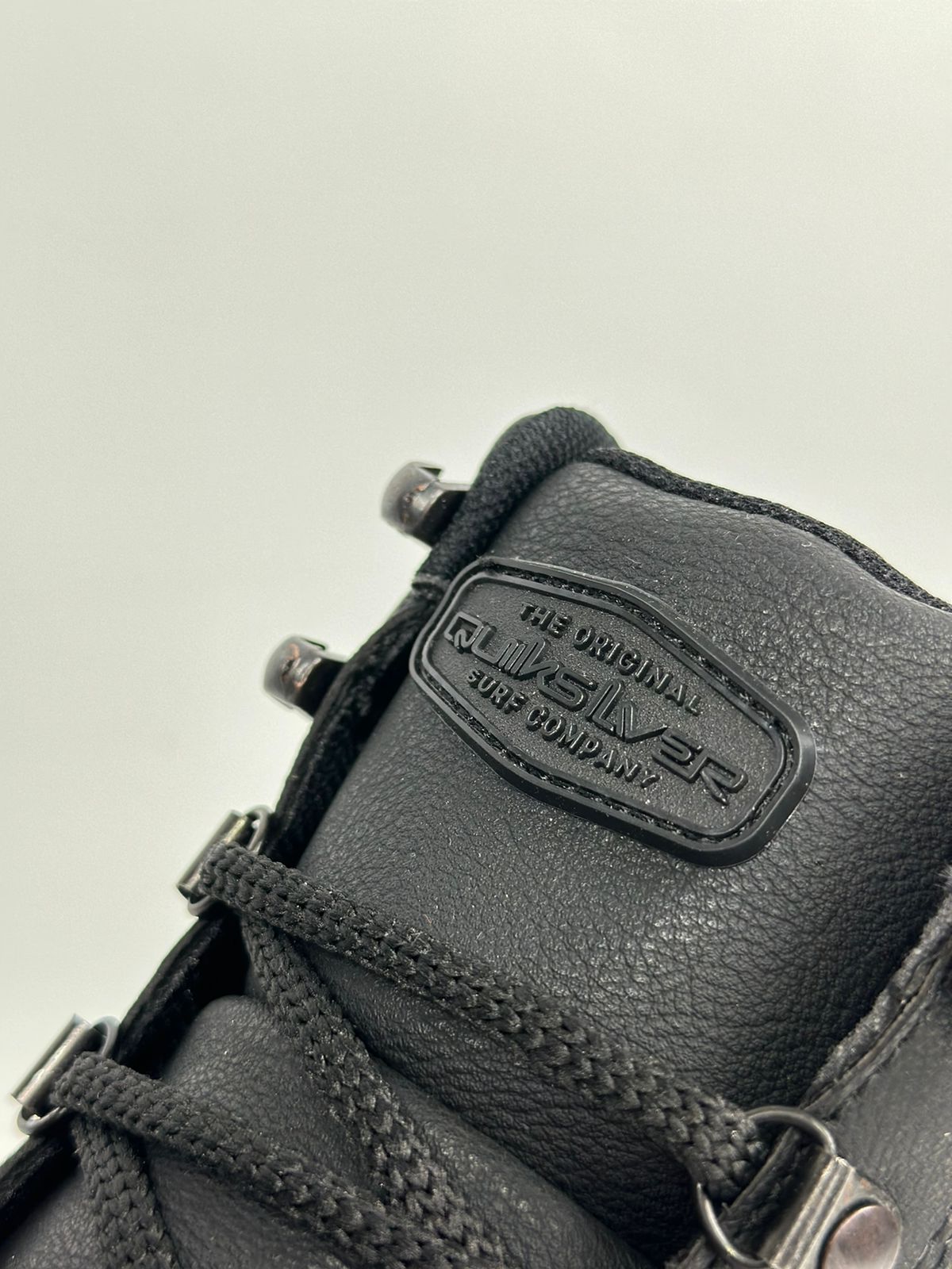 Quiksilver Men's Jax III BKW Black Hiking Boots - Durable & Comfortable for Outdoor Adventures, Hiking, and Casual Wear