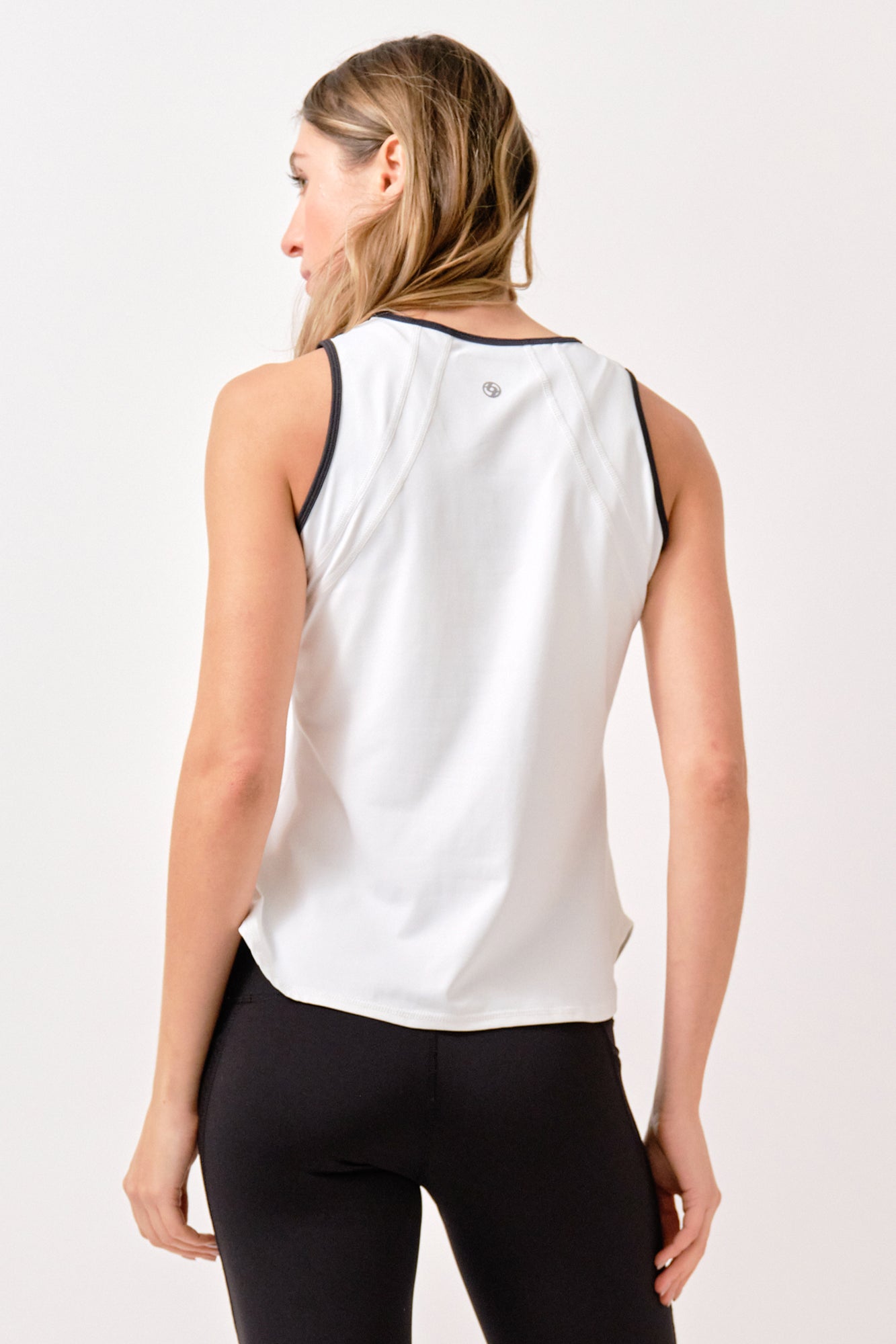 Bea Tank BW - Women's Fashion Casual T-Shirt for Everyday Wear, Workout & Lounge
