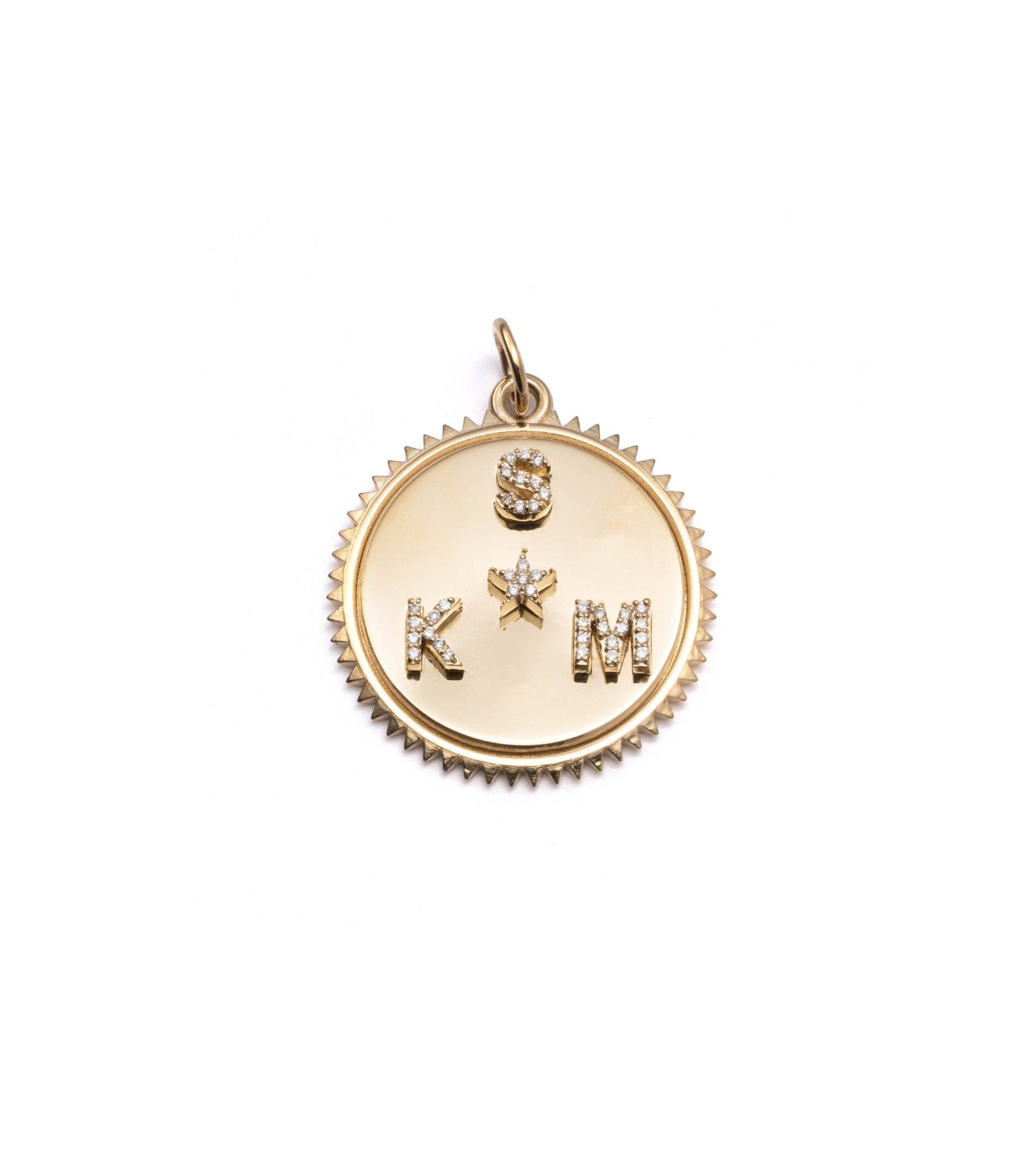 Personalized Medium Star Medallion Pendant - Custom Name Necklace for Women - Perfect Gift for Birthday, Anniversary & Valentine's Day - Ideal for Everyday Wear, Date Nights & Special Occasions