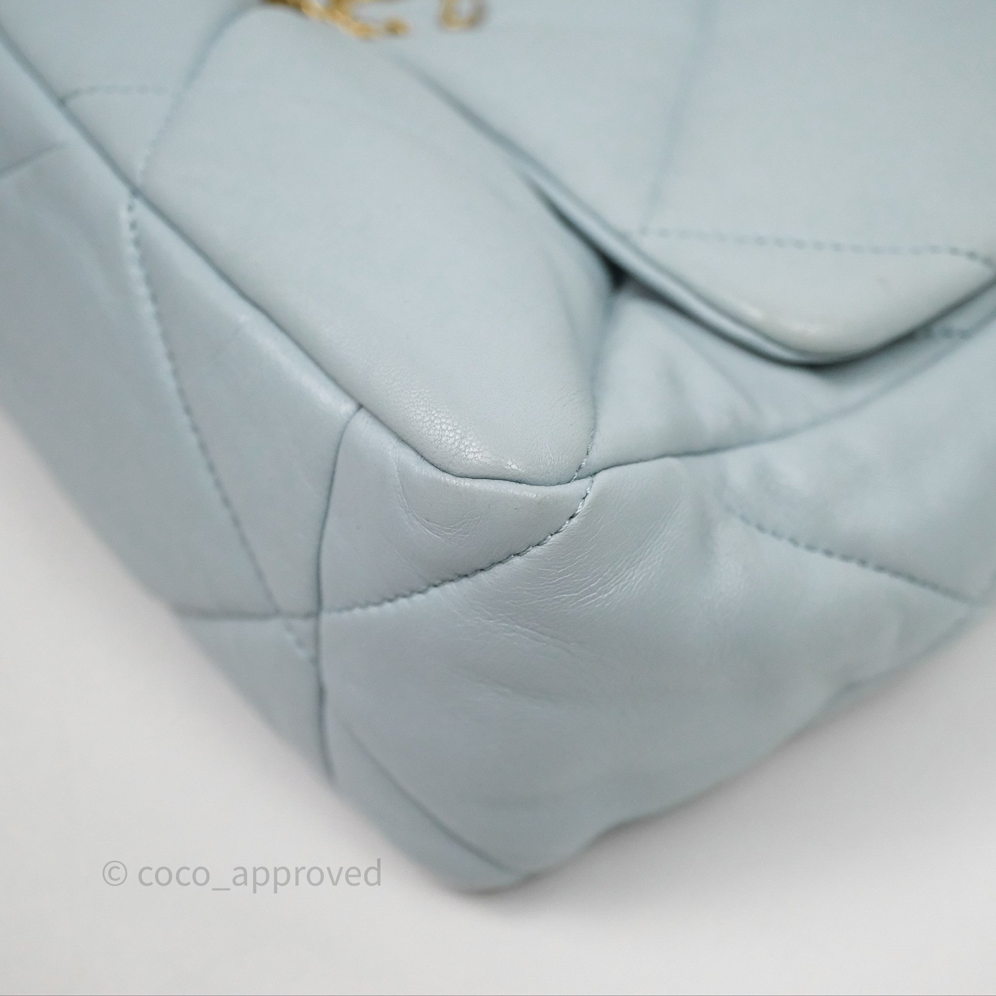 Chanel 19 Medium Flap Bag in Blue with Mixed Hardware - Luxury Designer Handbag for Women, Perfect for Work, Travel & Evening Events