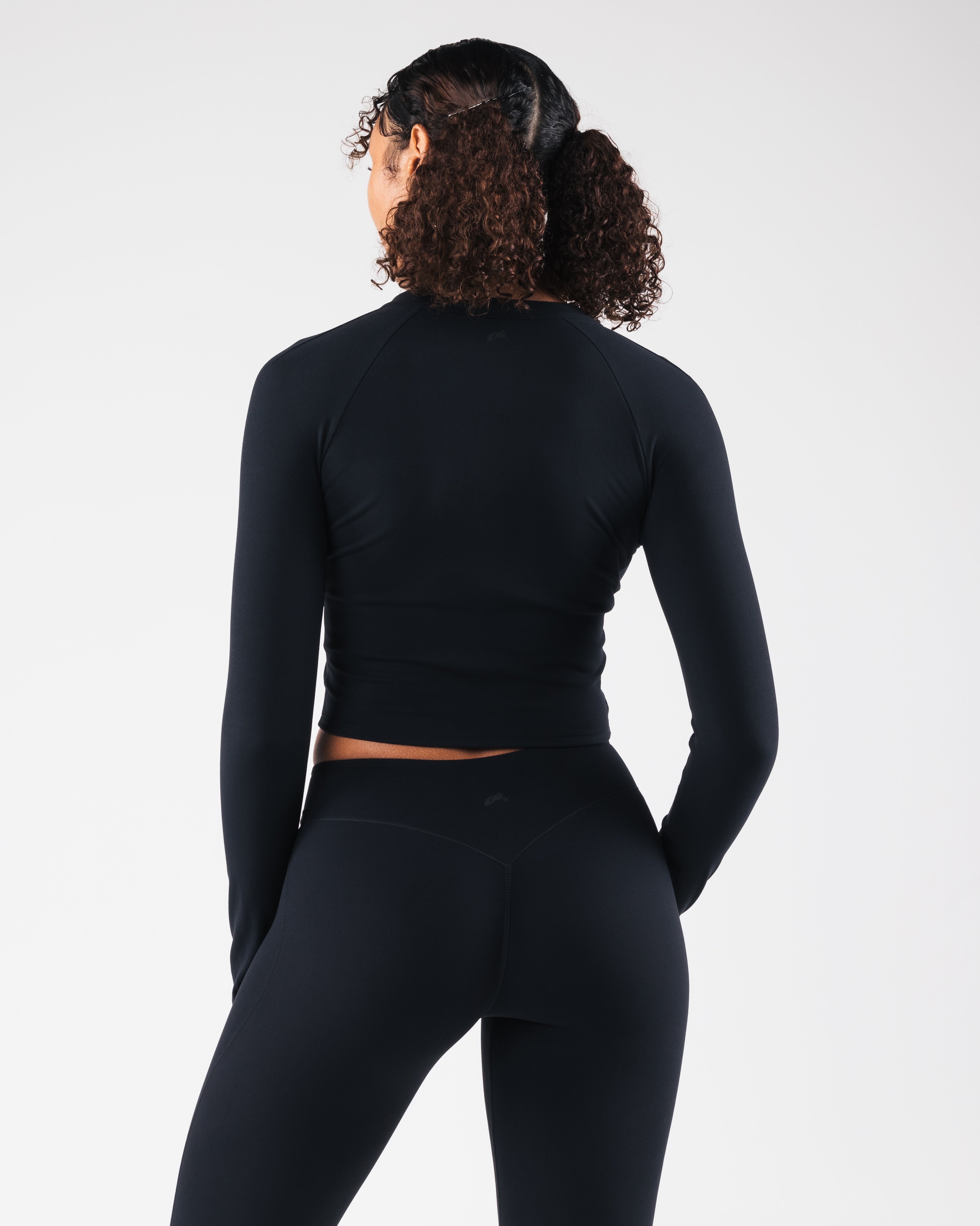 KDM LS Zip Bra - Black | Seamless Sports Bra for Women | Perfect for Yoga, Running & Gym Workouts