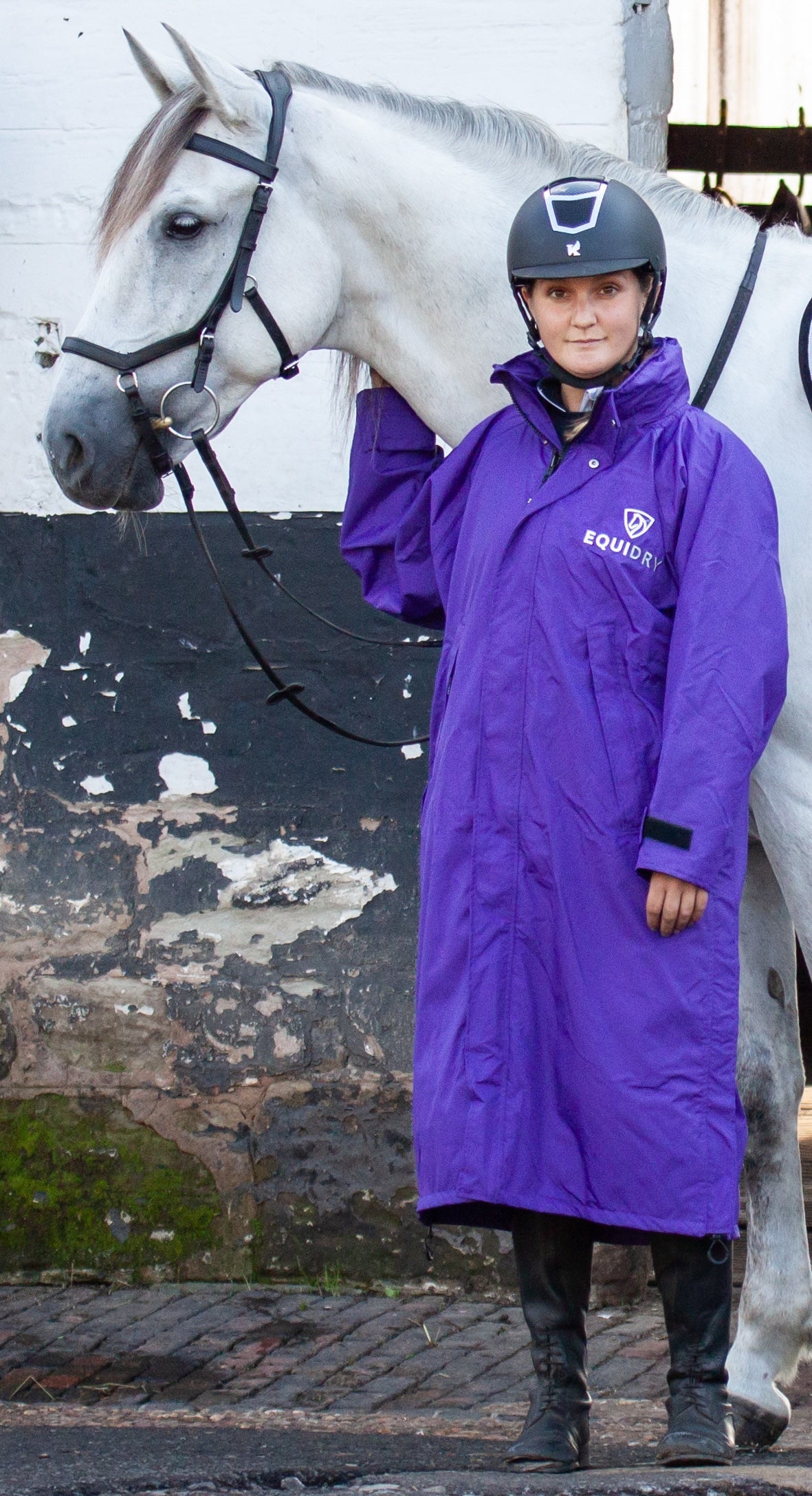 Evolution Women's Lightweight Hooded Jacket with Mesh Lining & Stowaway Hood in Purple - Perfect for Hiking, Running & Outdoor Activities