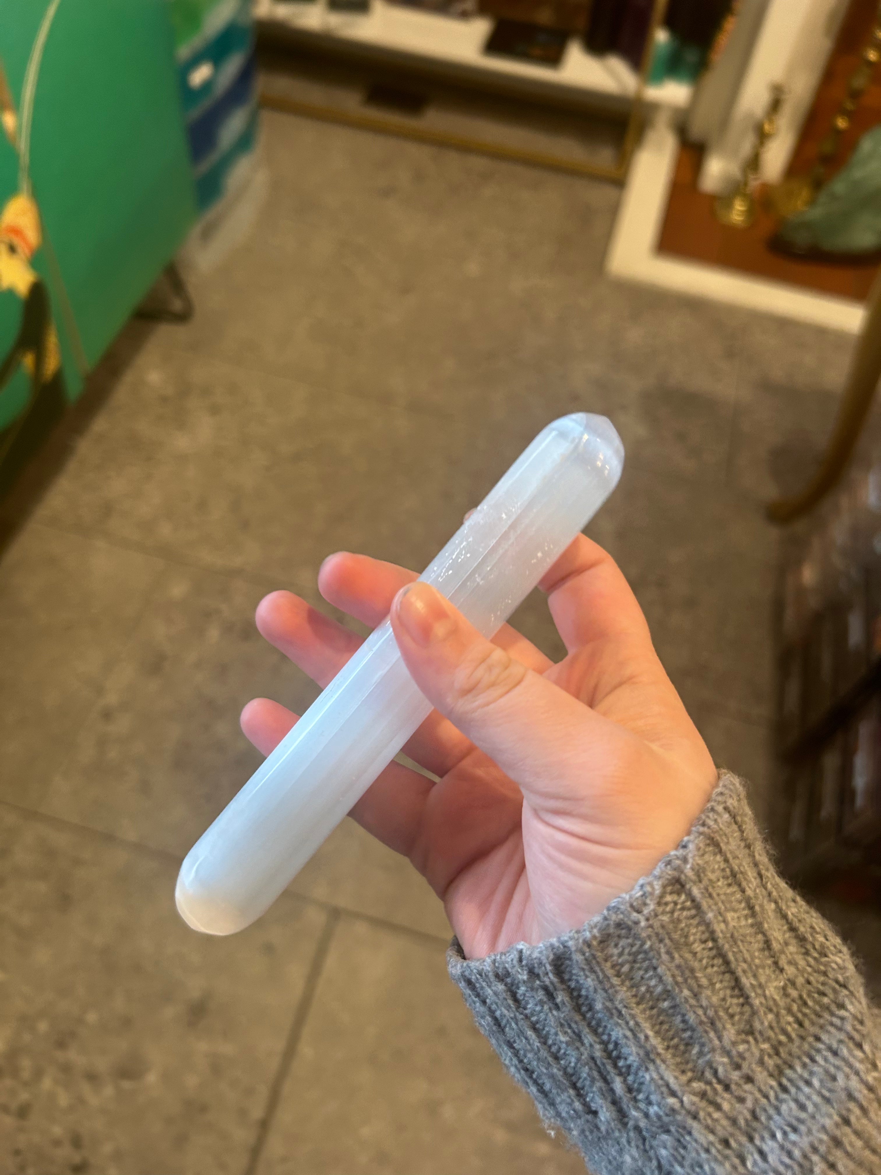Natural Selenite Crystal Cylinder Wand for Healing, Meditation & Energy Cleansing - Perfect for Reiki, Chakra Balancing & Home Decor
