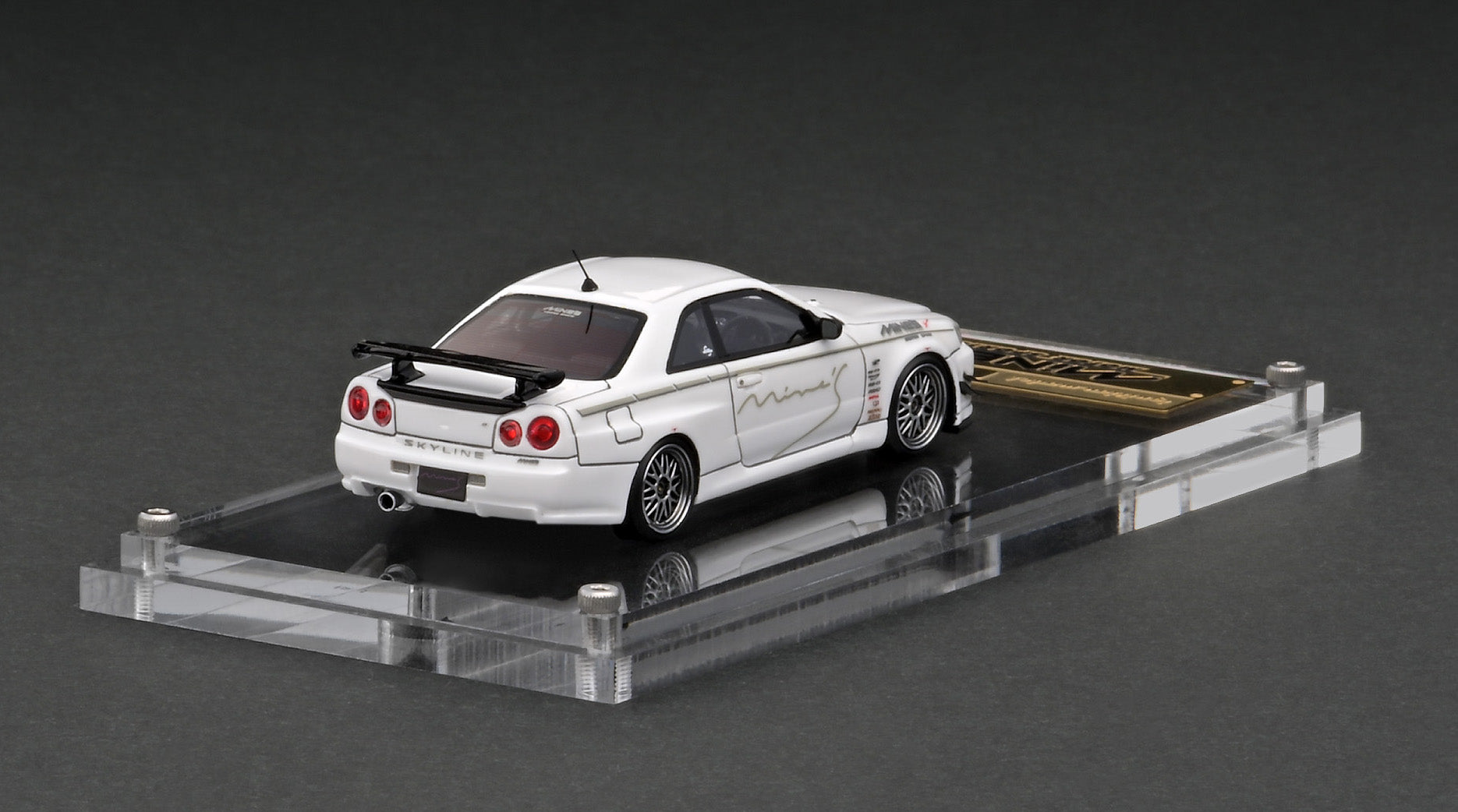 1:64 Scale Nissan Skyline GT-R R34 Mine's Edition Diecast Model Car - White Collectible for Car Enthusiasts & Display - Perfect for Home Office Decor, Racing Fans Gift, and Model Car Collection