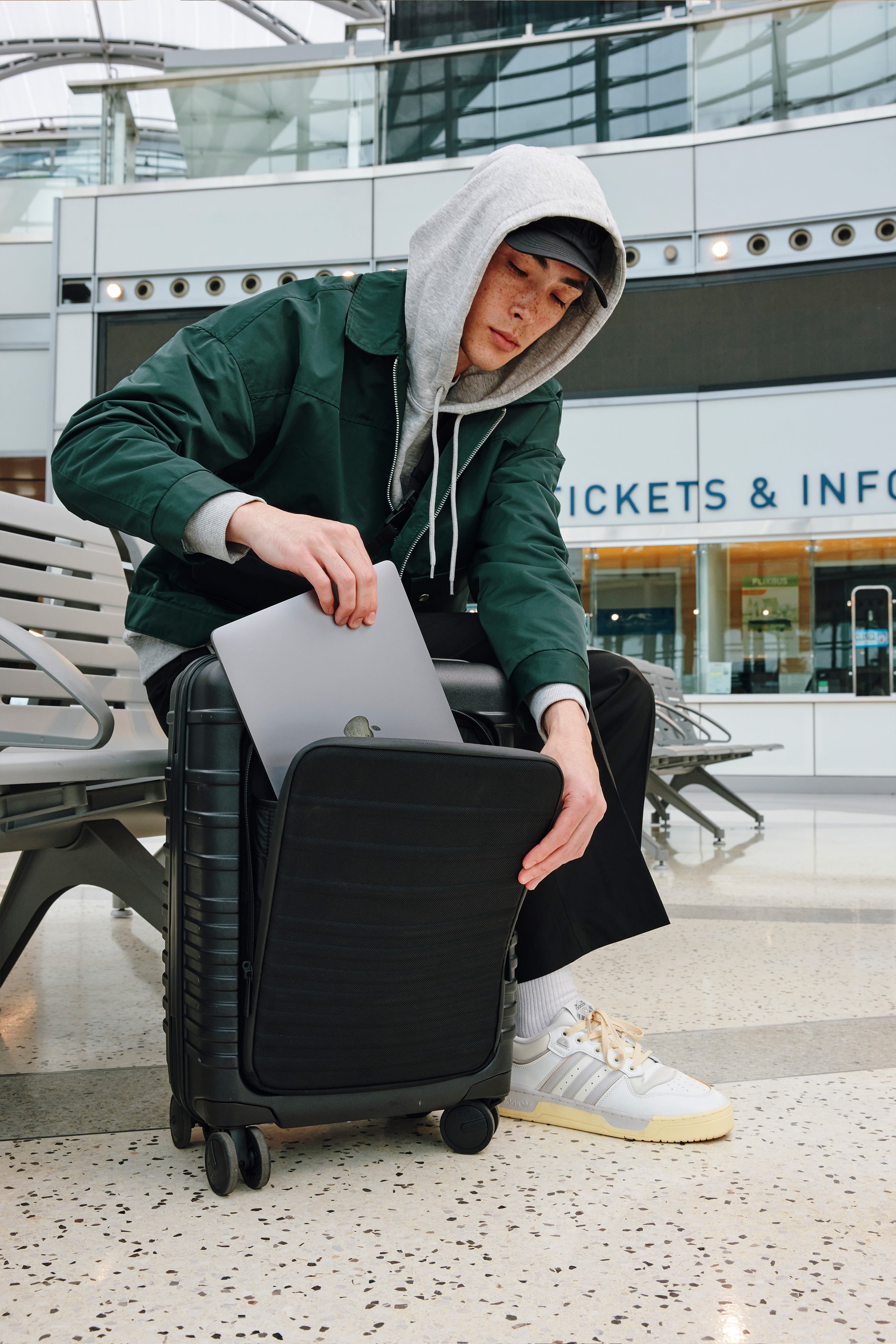 Black Front Pocket Carry On Roller Luggage - Perfect for Air Travel & Business Trips | Compact & Convenient Carry-On Suitcase