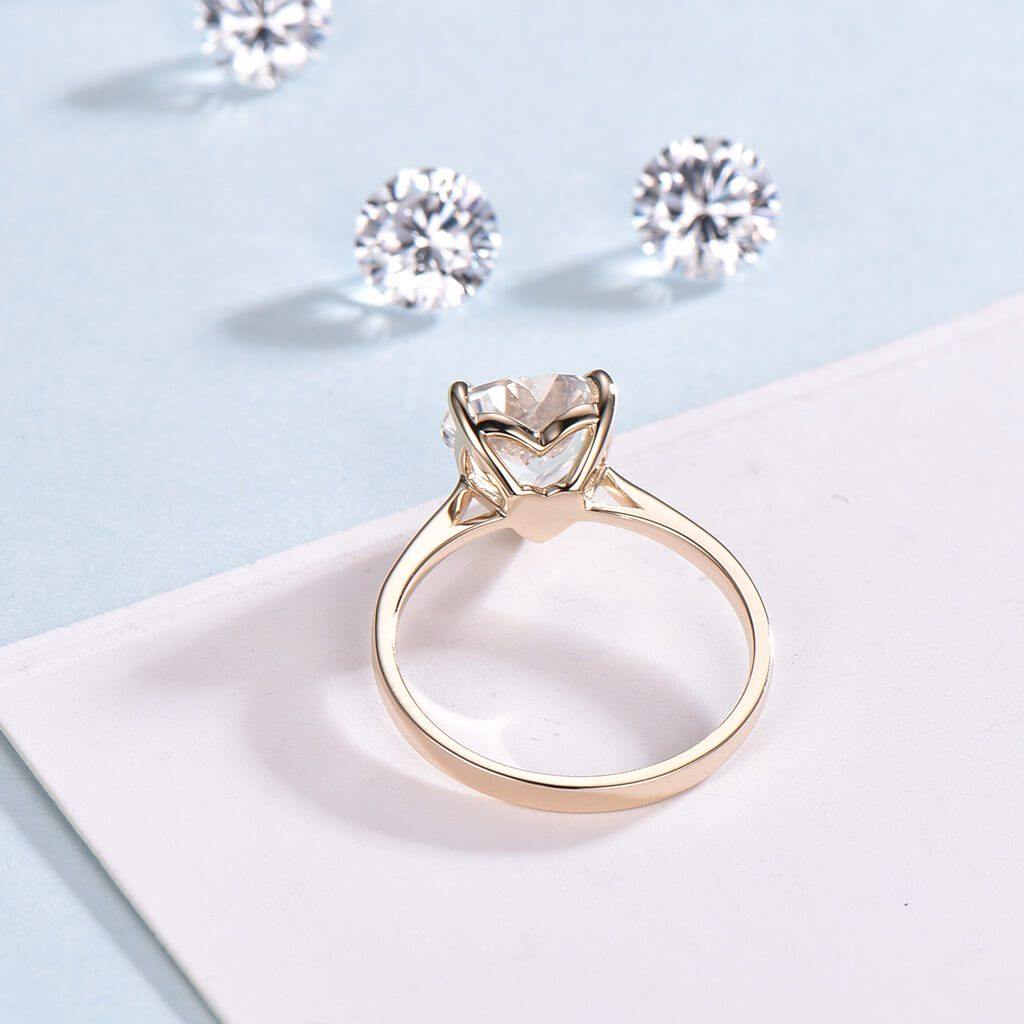 Heart Shaped Rainbow Moonstone Engagement Ring - Solitaire Silver Band for Women, Perfect for Proposals, Anniversaries & Romantic Gifts