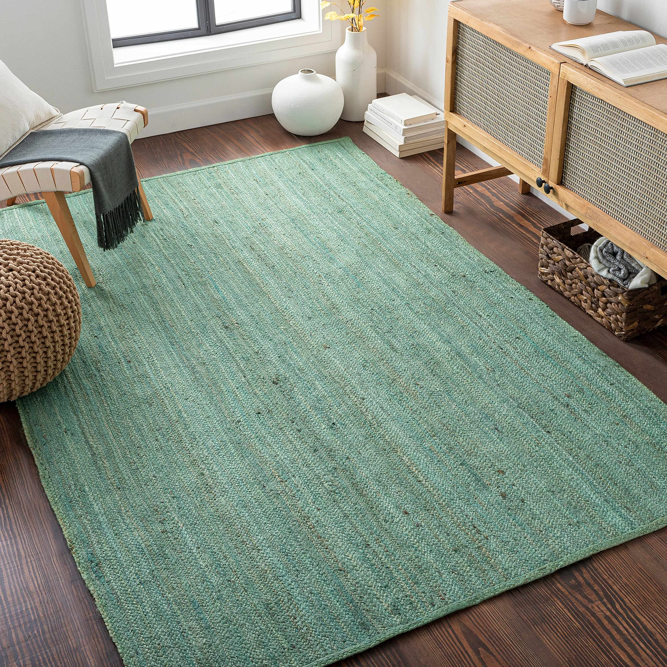 Barksdale Jute Area Rug 5' Round - Natural Fiber Handwoven Living Room & Bedroom Rug - Eco-Friendly Green & Charcoal Home Decor - Perfect for Boho, Farmhouse or Coastal Style Spaces