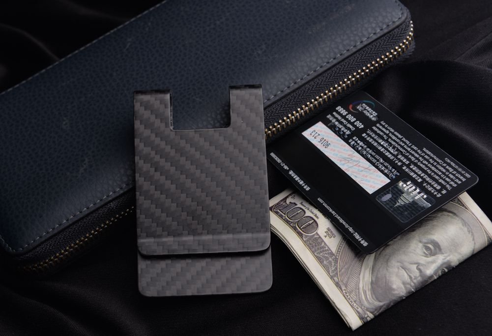 Premium Carbon Fiber Money Clip Wallet with RFID Protection - Slim Business Card & Credit Card Holder for Men (X-Large 3.5