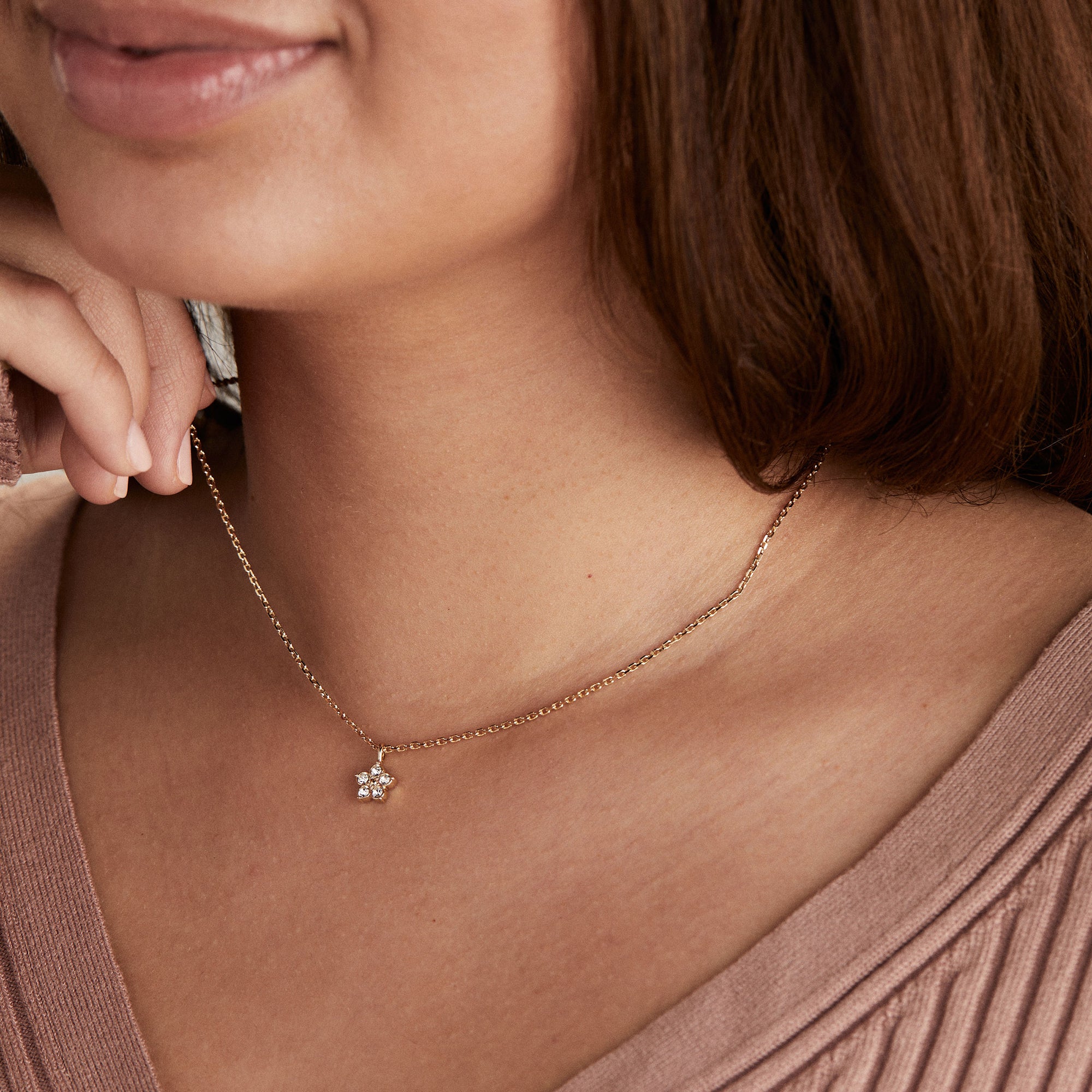 Elegant Crystal Forget Me Not Flower Necklace - Adjustable Chain for Women | Perfect Gift for Anniversary, Birthday & Valentine's Day | Jewelry for Everyday Wear & Special Occasions