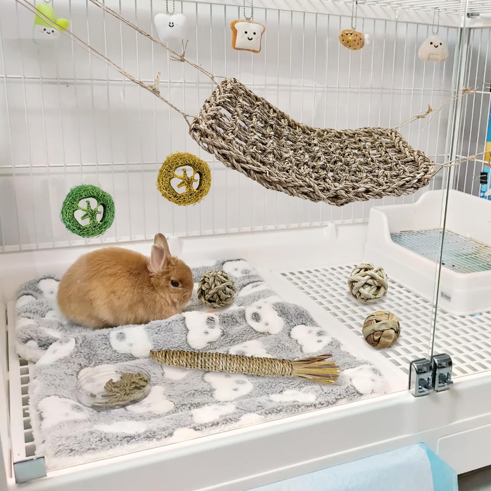 Hamiledyi Natural Seagrass Rabbit Chew Toy - Hanging Bunny Activity Mat for Teeth & Enrichment | Small Animal Toys for Chinchillas, Guinea Pigs, Hamsters, Rats | Perfect for Cage Hanging & Playtime Stimulation