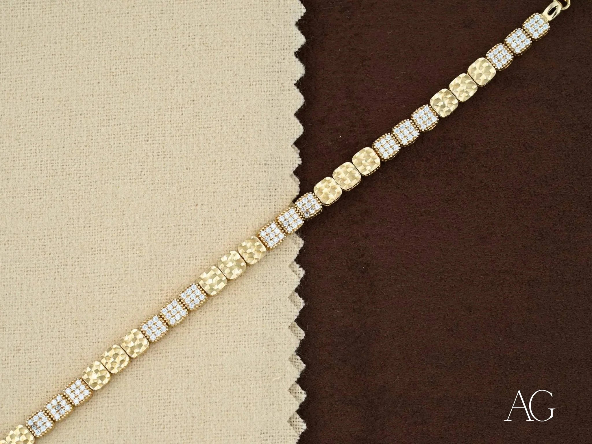 18K Gold Plated Cubic Zirconia Bracelet with Lobster Clasp - Elegant Women's Jewelry Gift for Anniversary, Birthday & Special Occasions