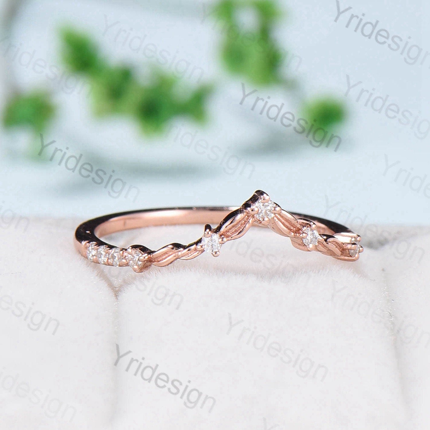 Elegant Curved V-Shaped Rose Gold Wedding Band for Women - Art Deco Twisted Diamond & Moissanite Stacking Ring Set | Perfect for Bridal Jewelry, Anniversary Gifts & Everyday Luxury Wear