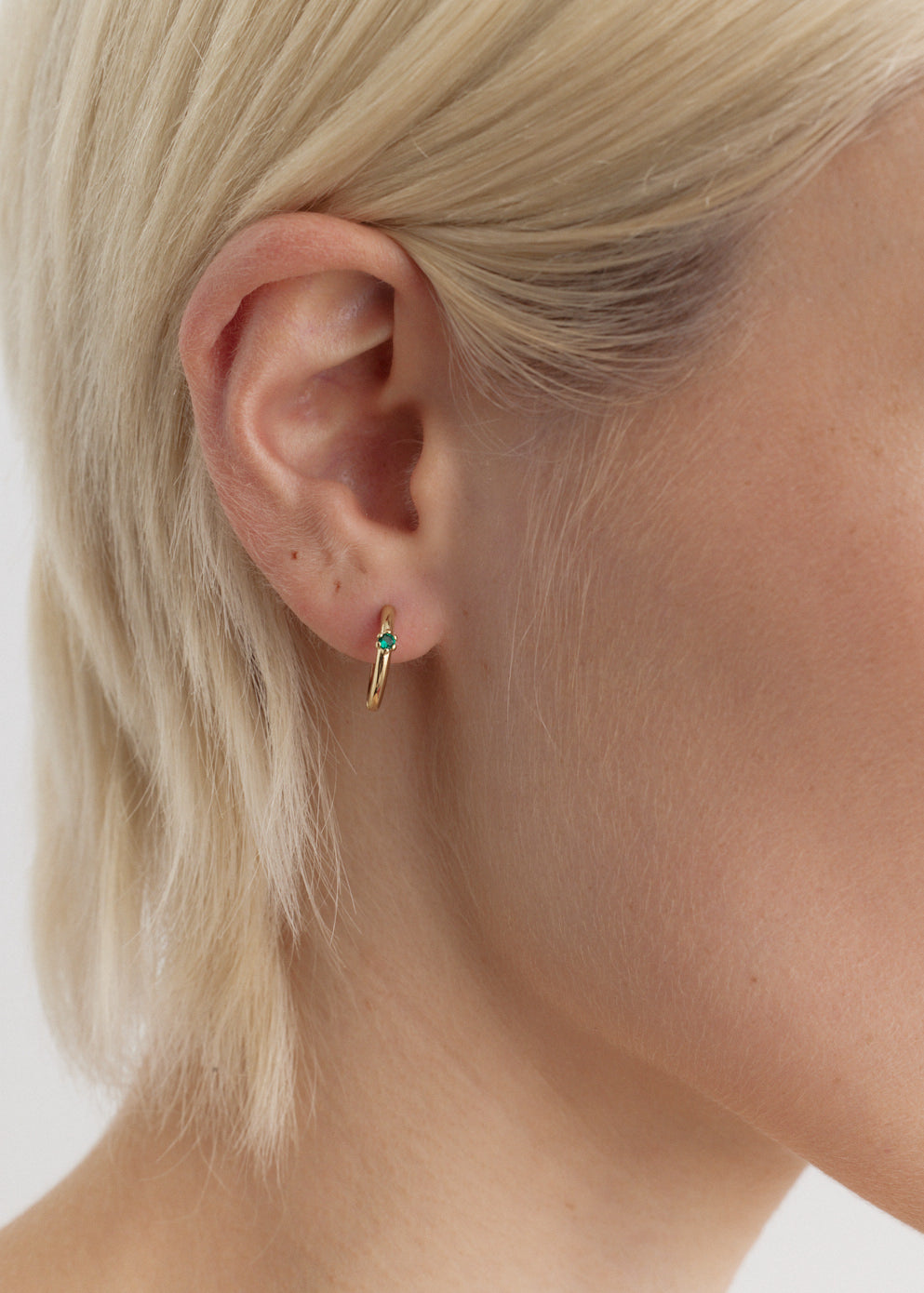 Aureline 14K Gold Hoop Earrings for Women - Classic Small Huggie Hoops - Perfect for Everyday Wear, Work & Special Occasions