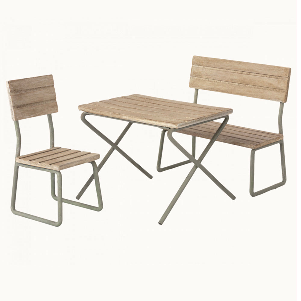 Maigleg Miniature Garden Furniture Set - Tiny Wooden Outdoor Chairs & Table for Dollhouse, Fairy Garden, or Terrarium Decor - Perfect for Kids Play & DIY Miniature Landscapes