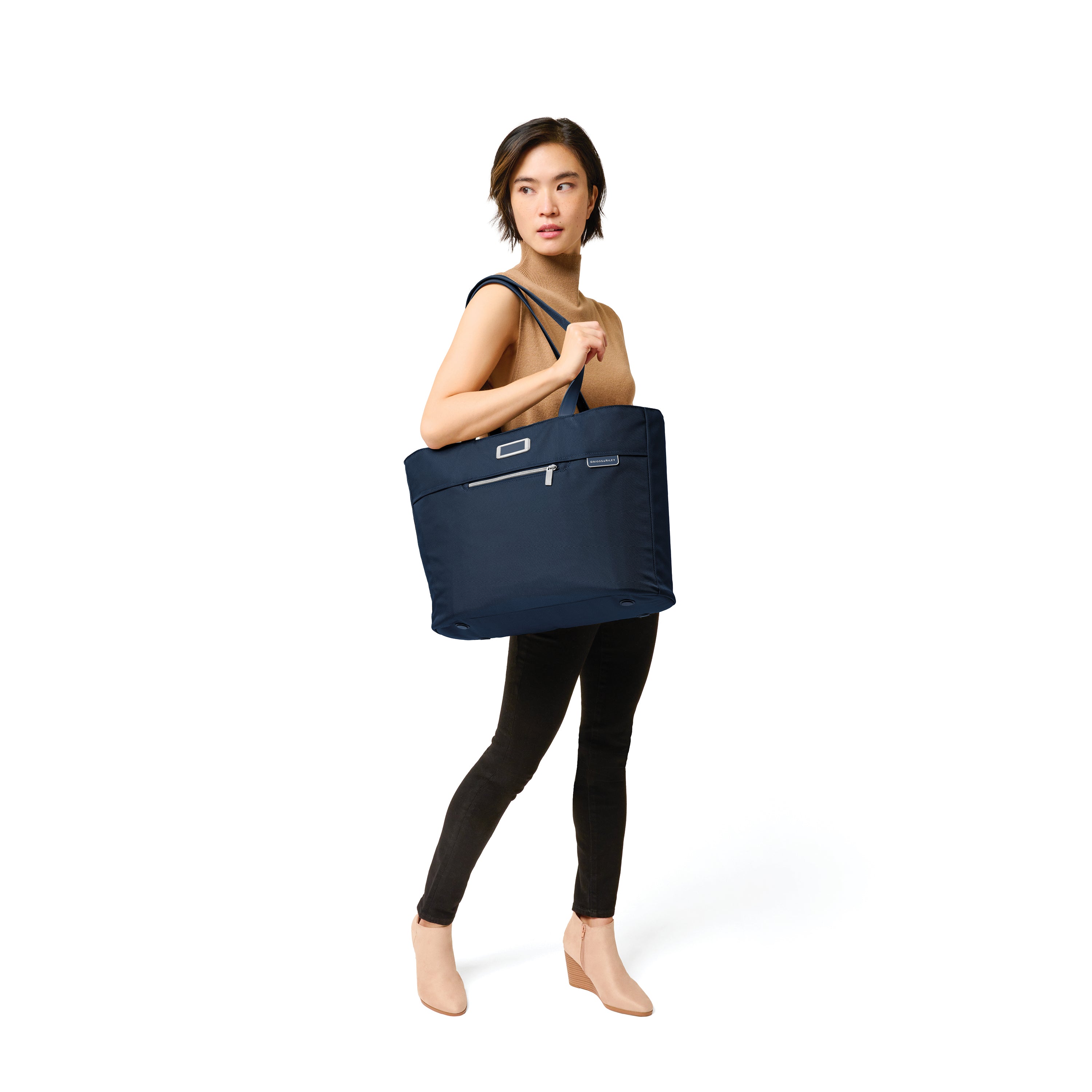 Briggs & Riley Baseline Traveler Tote Bag - Durable Carryall for Business & Travel - Perfect for Work, Gym & Weekend Getaways