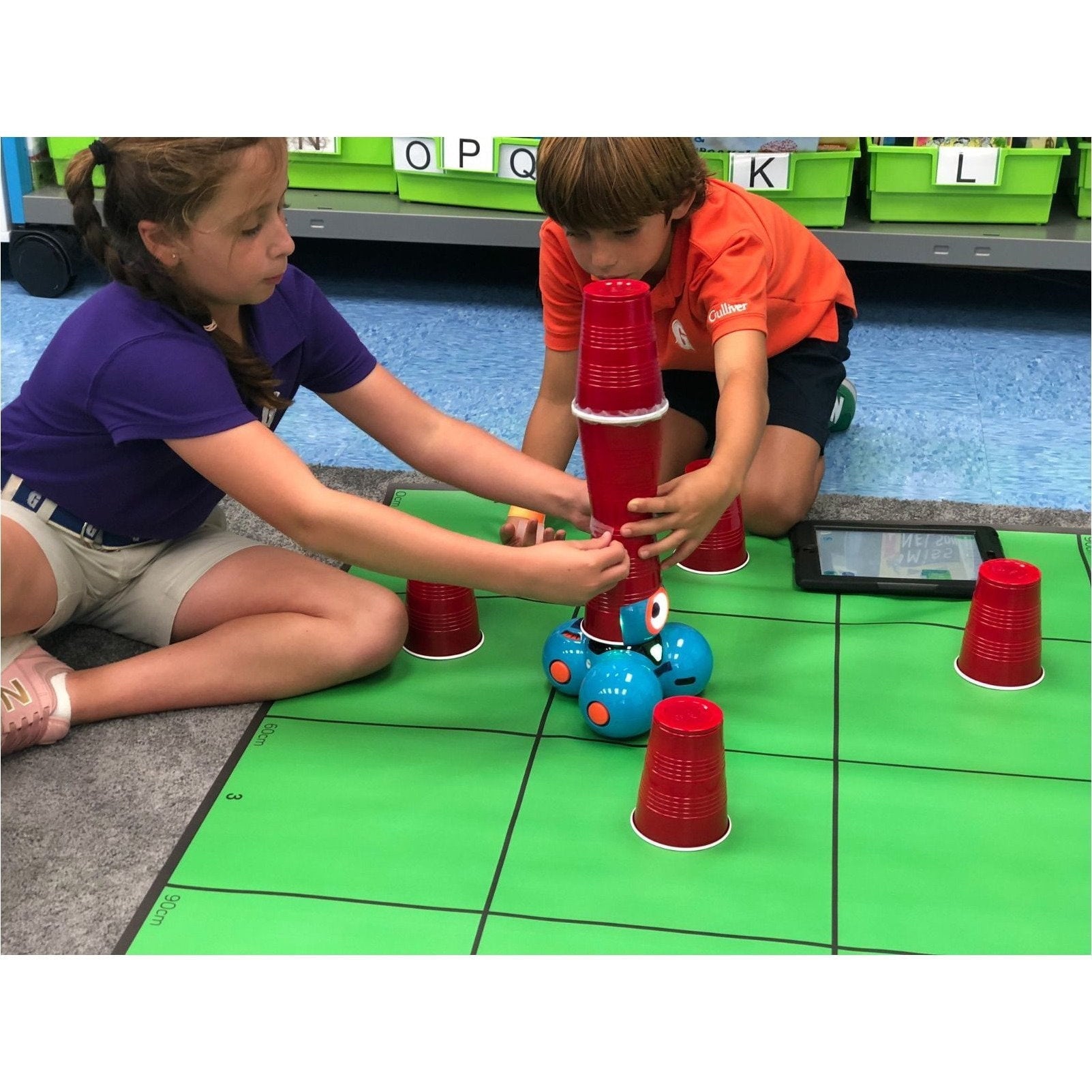 Geyer Wonder League Robotics Competition Green Screen 2 - Professional Chroma Key Backdrop for STEM Education & Video Production