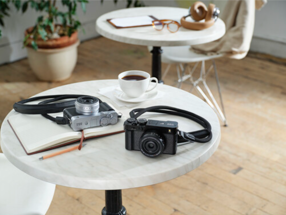 FUJIFILM X-E5 Mirrorless Camera with XF23mmF2.8 R WR Lens Kit - Silver | Compact Travel & Street Photography Digital Camera for Vloggers & Content Creators