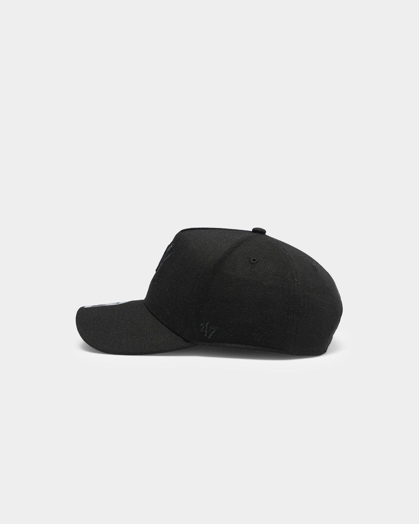47 Brand Anaheim Ducks Replica MVP DT Snapback Hat - Black/Black Adjustable Baseball Cap for Men & Women - Perfect for Hockey Games, Sports Events & Casual Wear