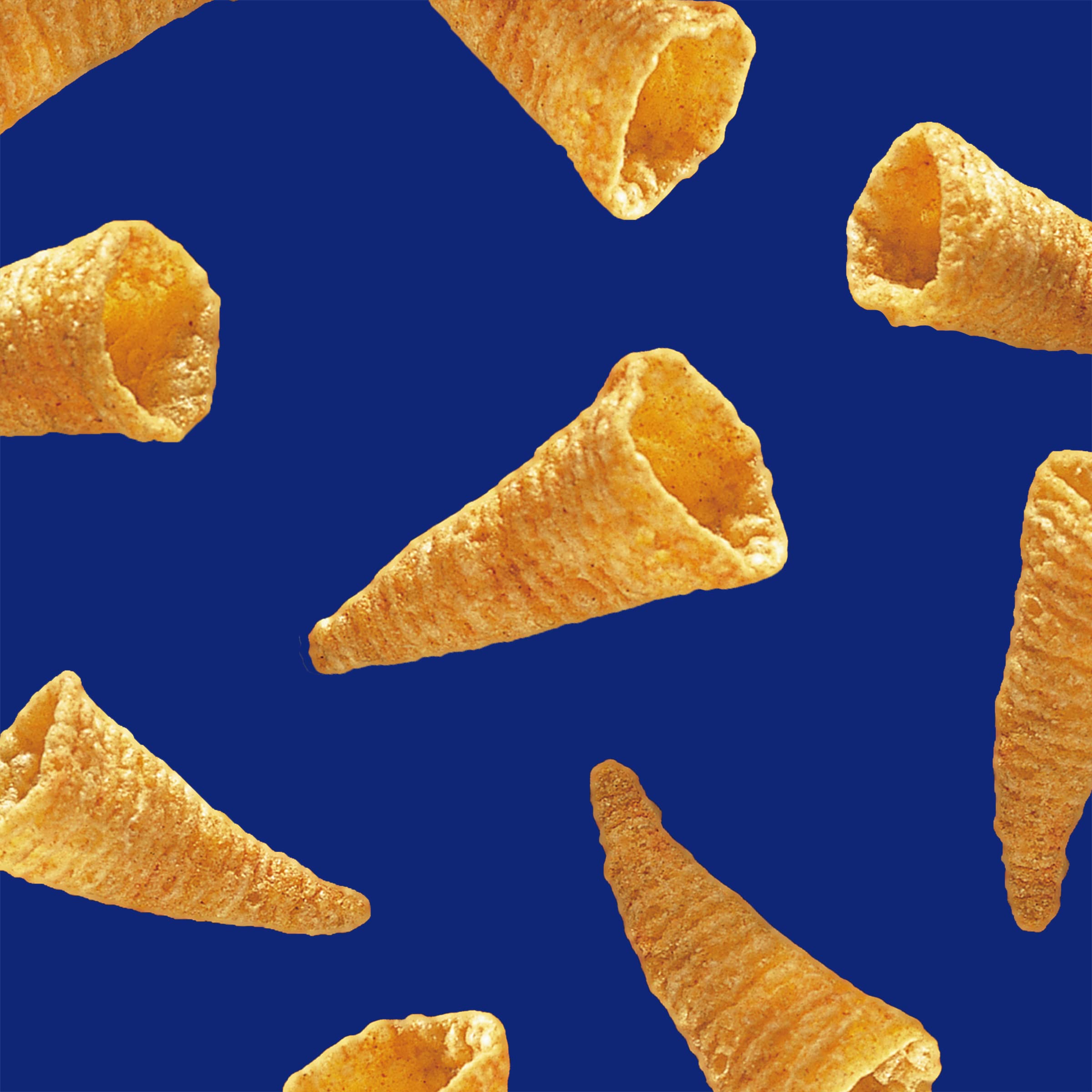 Bugles Nacho Cheese Crispy Corn Snacks - Family Size 14.5oz (411g) Pack - Perfect for Parties, Movie Nights & Road Trips