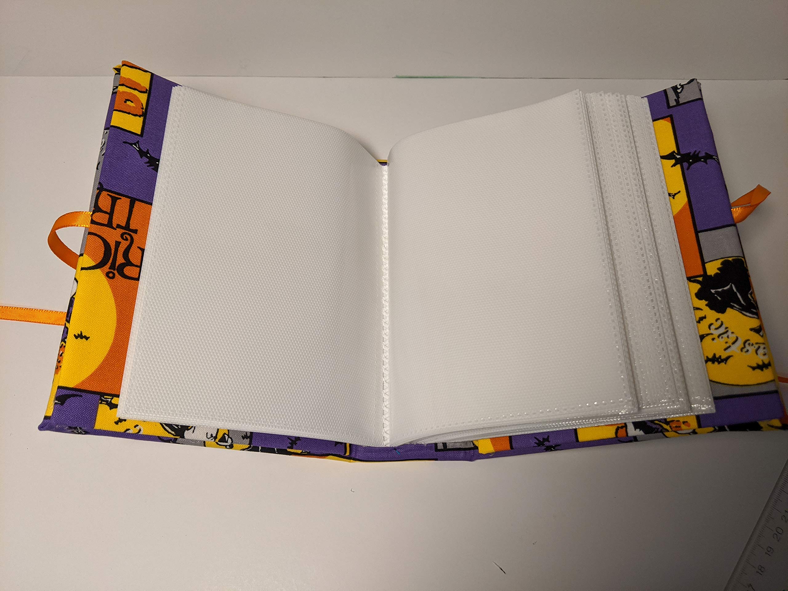 Snoopy Halloween Photo Album - Personalized Scrapbook for 100 4x6 Photos - 7x5 Handmade Memory Book - Perfect for Halloween Party Decor, Trick or Treat Memories & Seasonal Home Display