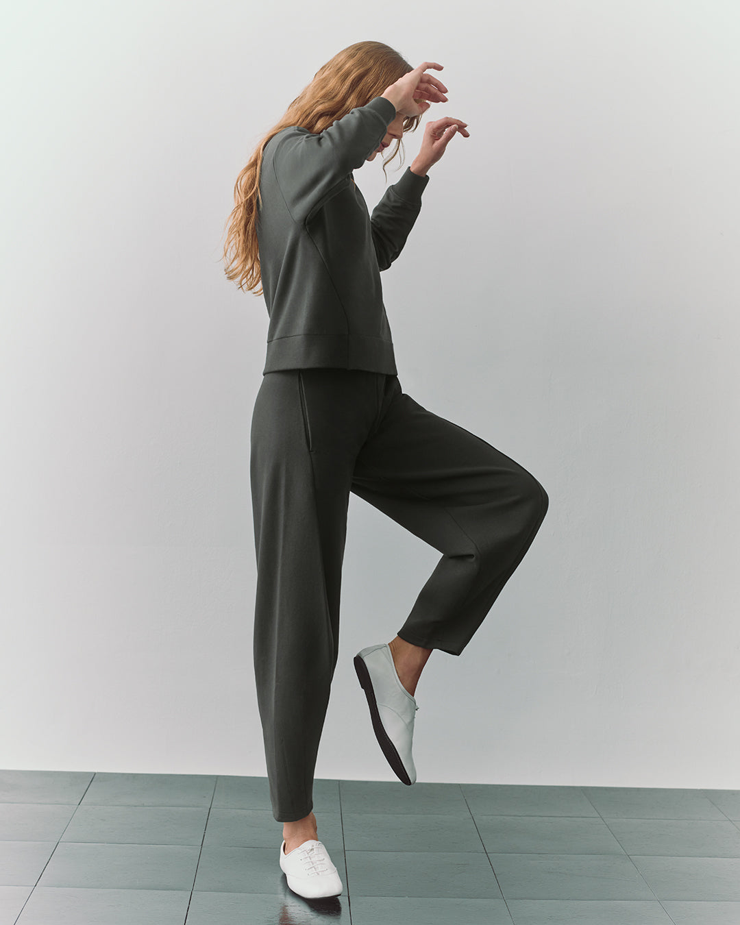 Cozy Fleece Barrel Pants for Women - Soft Winter Lounge Pants with Elastic Waistband - Perfect for Home, Yoga & Casual Wear