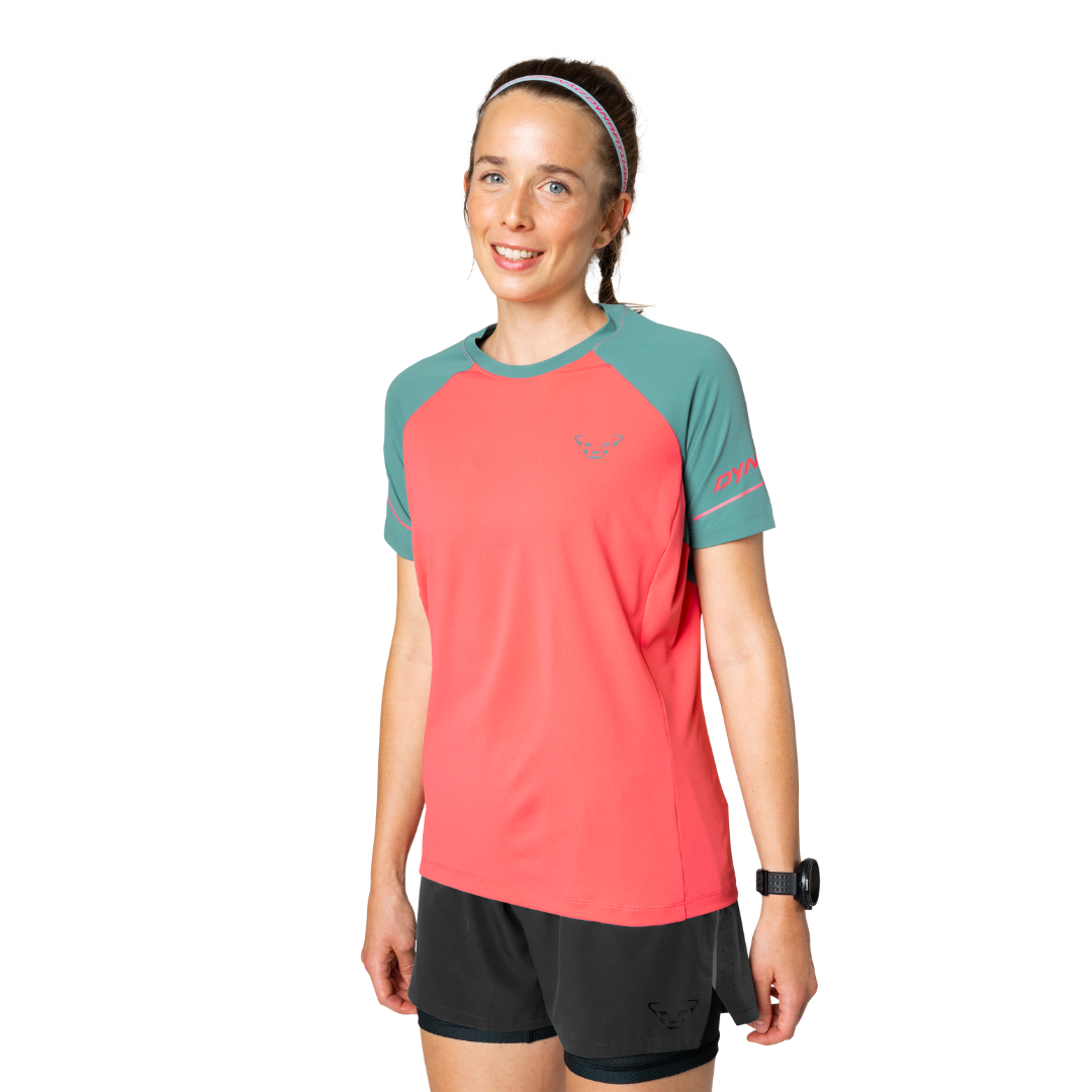 DYNAFIT Women's Alpine Pro Short Sleeve Hiking Shirt - Moisture Wicking & Breathable Activewear for Trail Running, Climbing & Outdoor Adventures