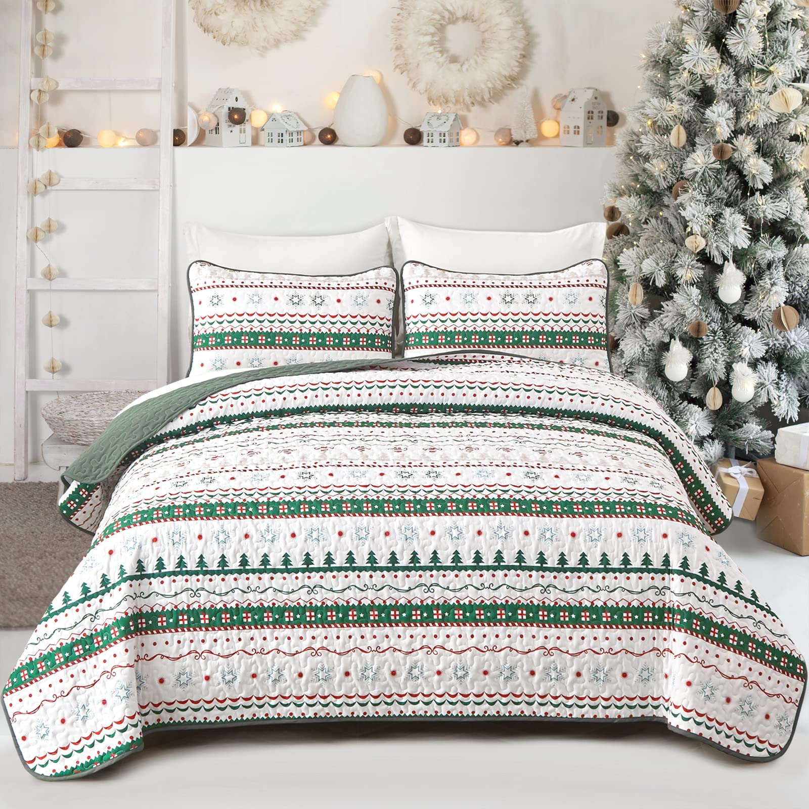 Christmas Quilt Set Queen Size 3-Piece - Green Holiday Bedspread with Xmas Tree Design - Cozy Festive Bedding for Winter, Home Decor, Family & Friends Gift - Perfect for Bedroom, Guest Room & Holiday Gatherings