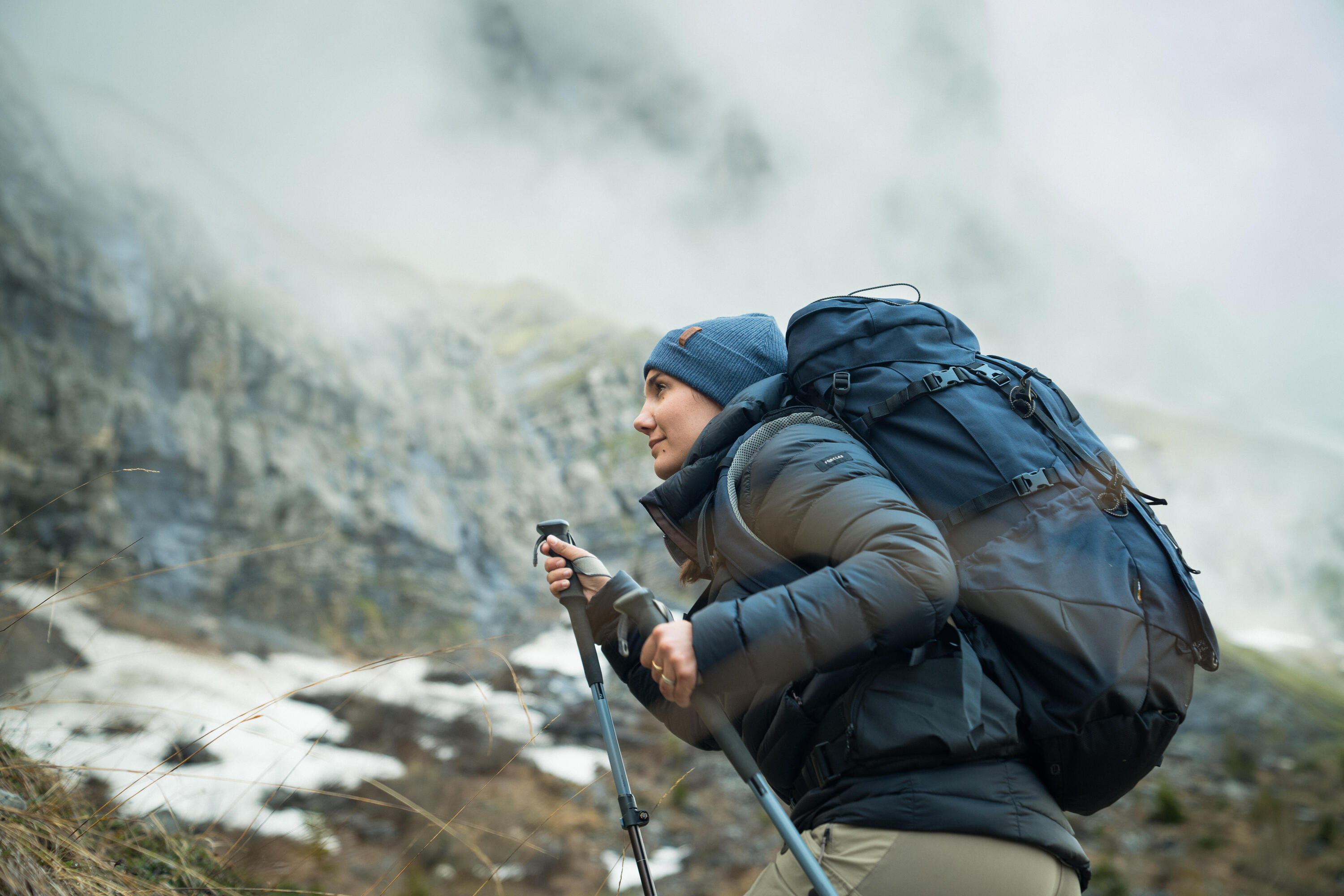 Forclaz Women's MT500 Hooded Down Puffer Jacket - Lightweight Winter Coat, Waterproof Windproof Insulated Jacket for Hiking, Skiing & Outdoor Activities
