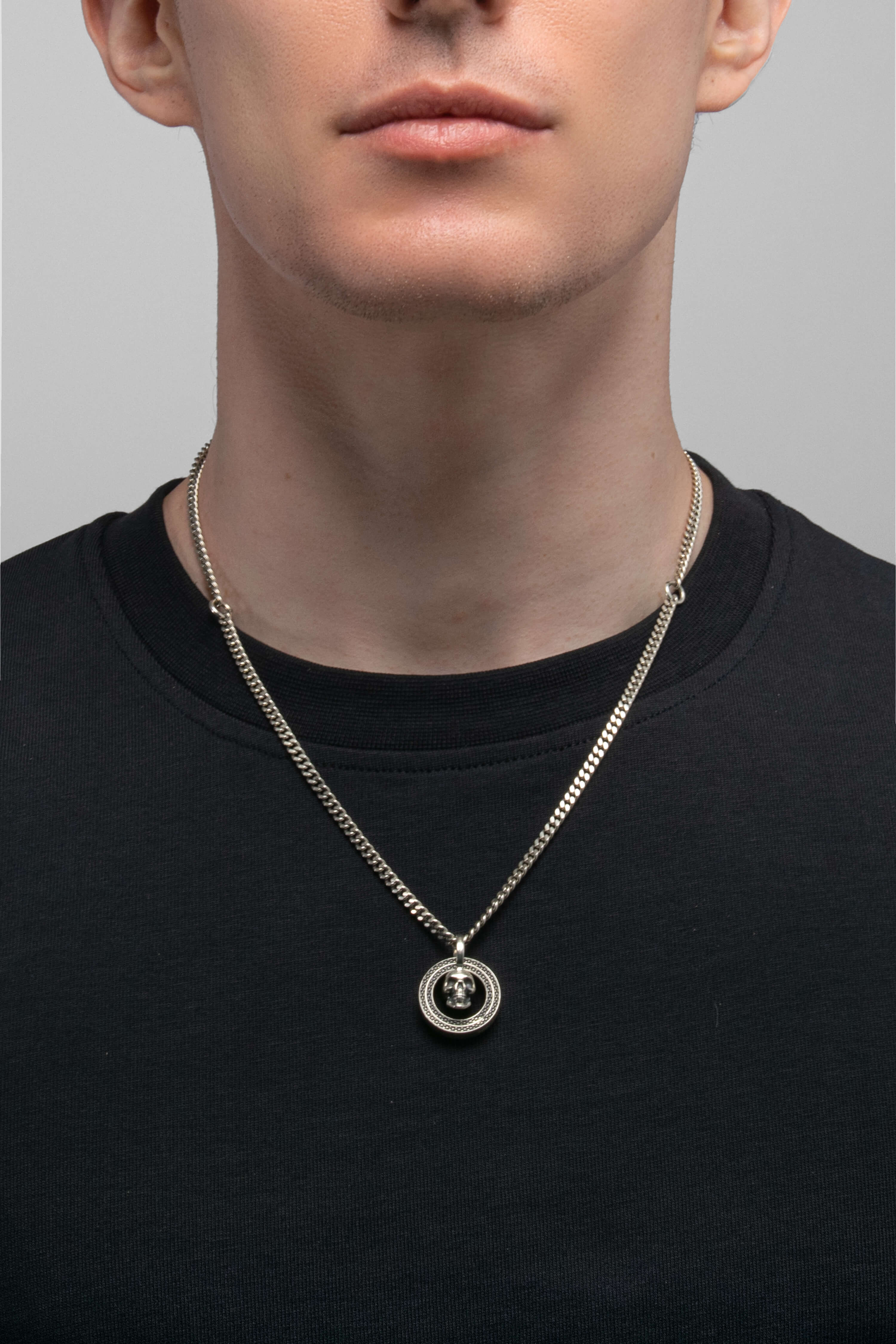 Stylish Modular Skull Pendant Necklace with Adjustable Chain - Gothic Jewelry for Men & Women, Perfect for Halloween, Cosplay and Alternative Fashion