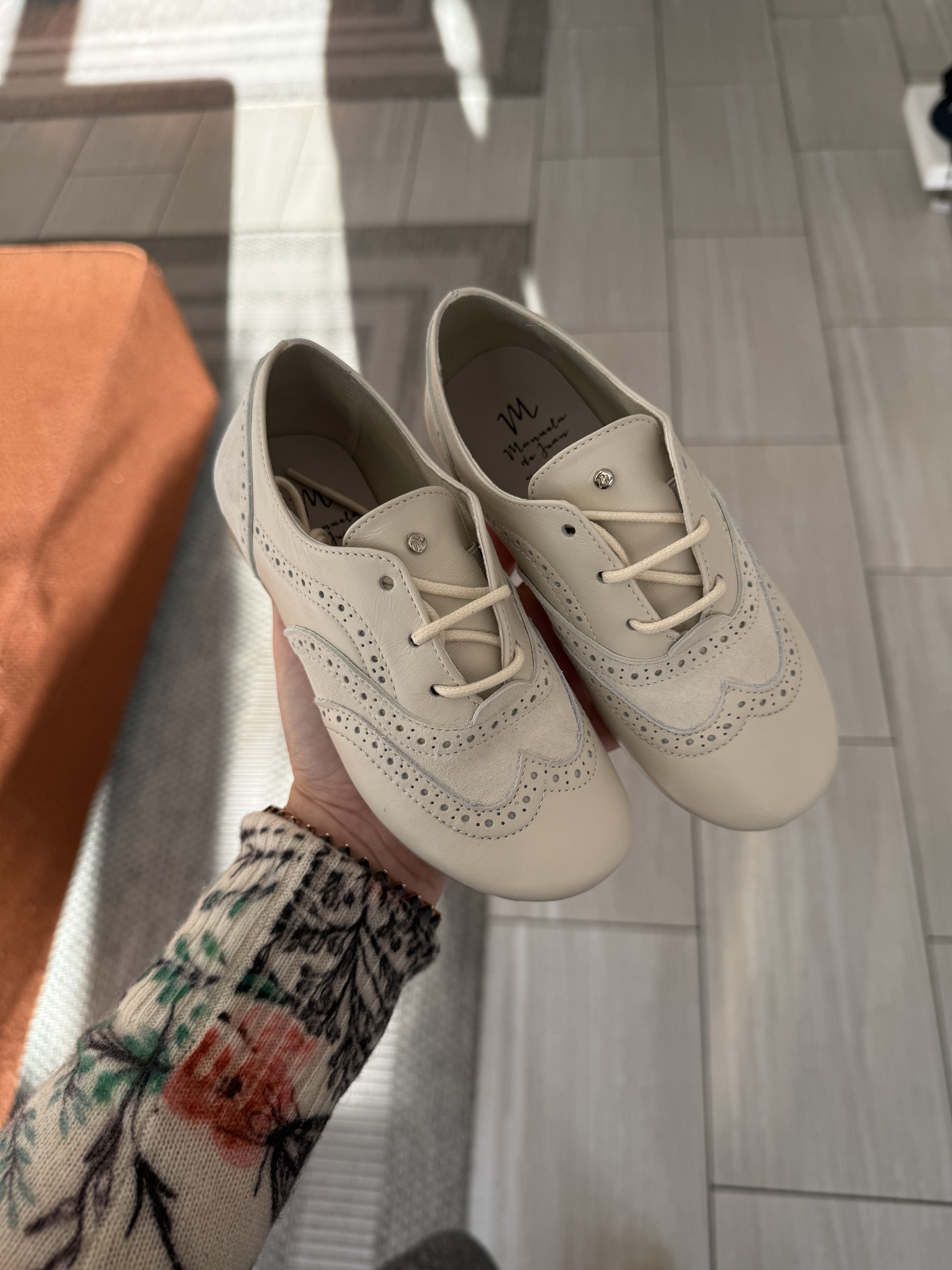 Manuela Cream Wingtip Oxford Shoes for Men - Classic Wingtip Dress Shoes for Business & Formal Occasions - Comfortable Leather Oxfords for Office, Wedding & Special Events