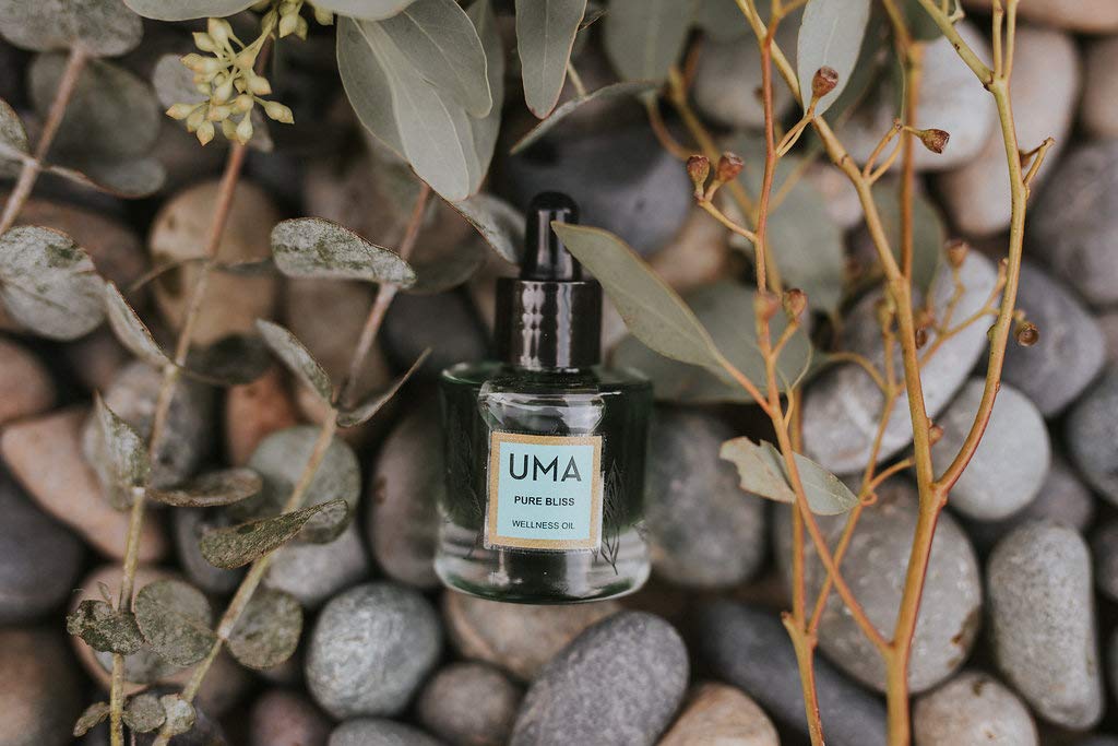 UMA Pure Bliss Wellness Oil - Mood Enhancing, Confidence & Positivity Essential Oil | 100% Organic Ayurvedic Blend with Clary Sage, Rose & Sandalwood | Stress Relief & Relaxation | Vegan (1 fl oz | 30 ml) | Perfect for Aromatherapy, Meditation & Self-Care Rituals