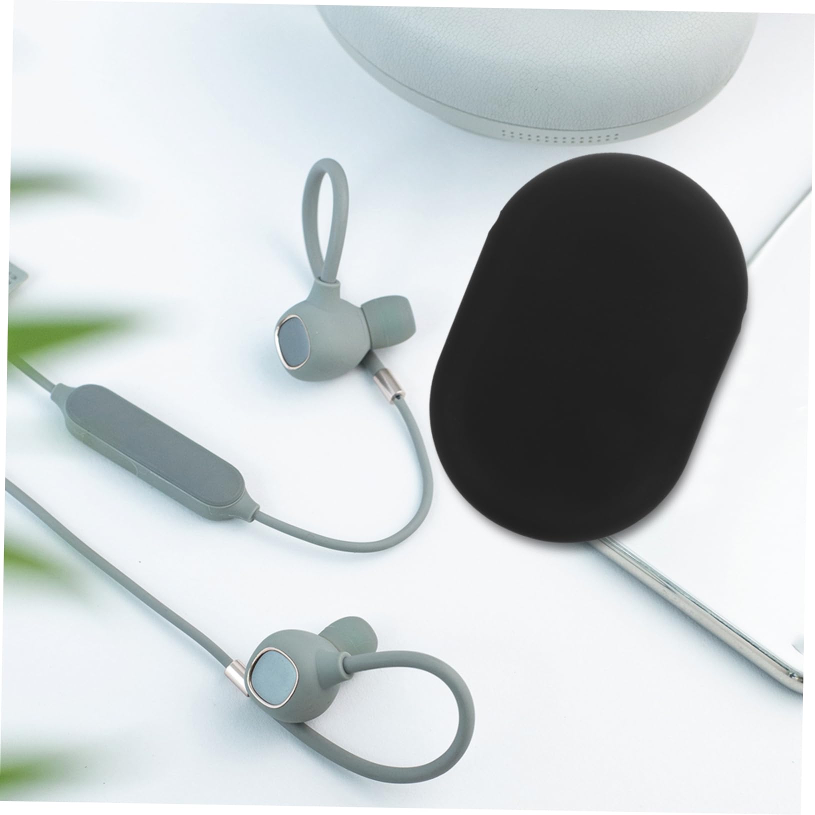 Veemoon Silicone Earbud Case - Waterproof Earphone Storage Bag with USB Port Organizer for AirPods, Wireless Earbuds - Perfect for Daily Use, School, Work & Travel Accessories